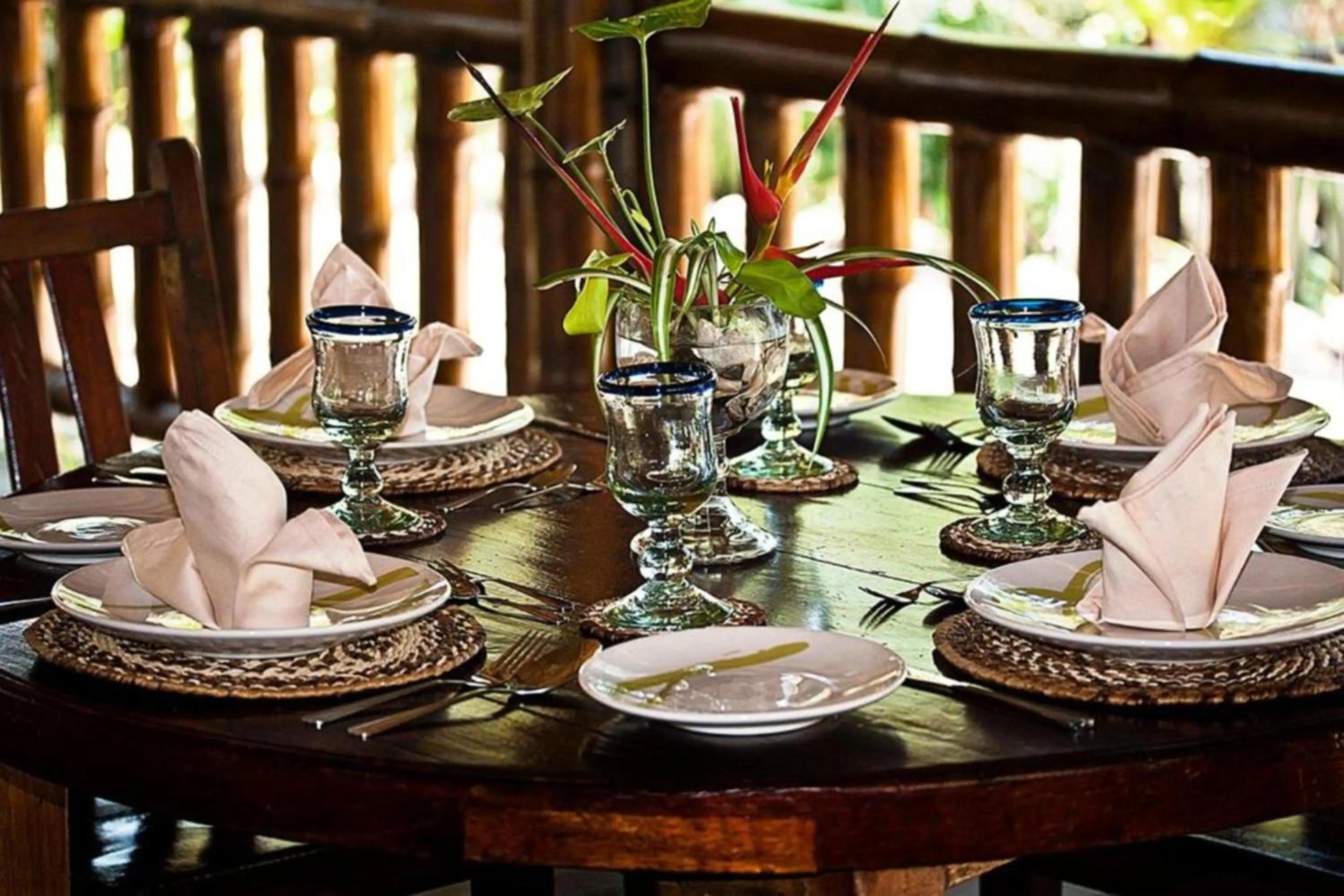 Food and drinks in Samai Lodge Holistic Living