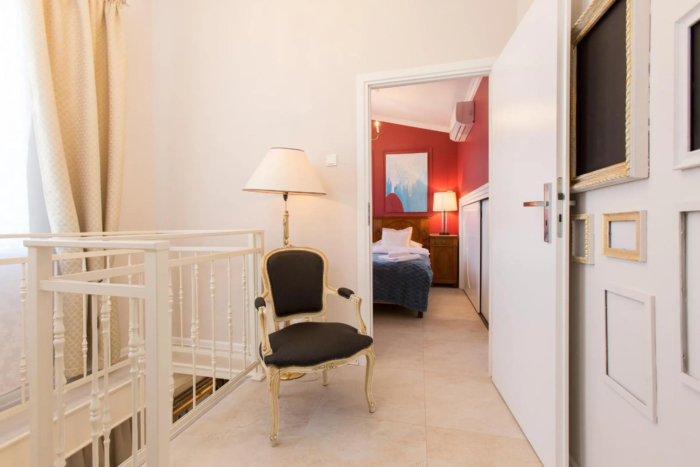 Bedroom, Bed in Antique Apartments Old Town