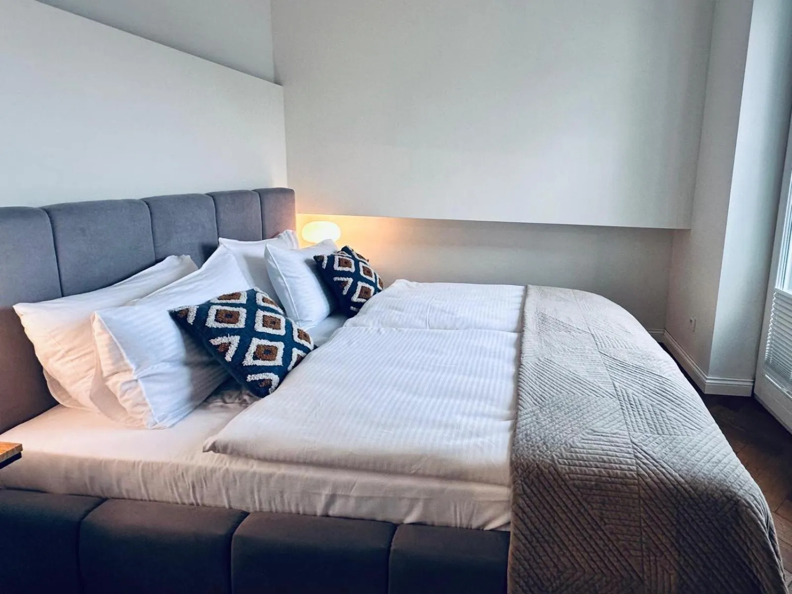 Bed in Antique Apartments Old Town