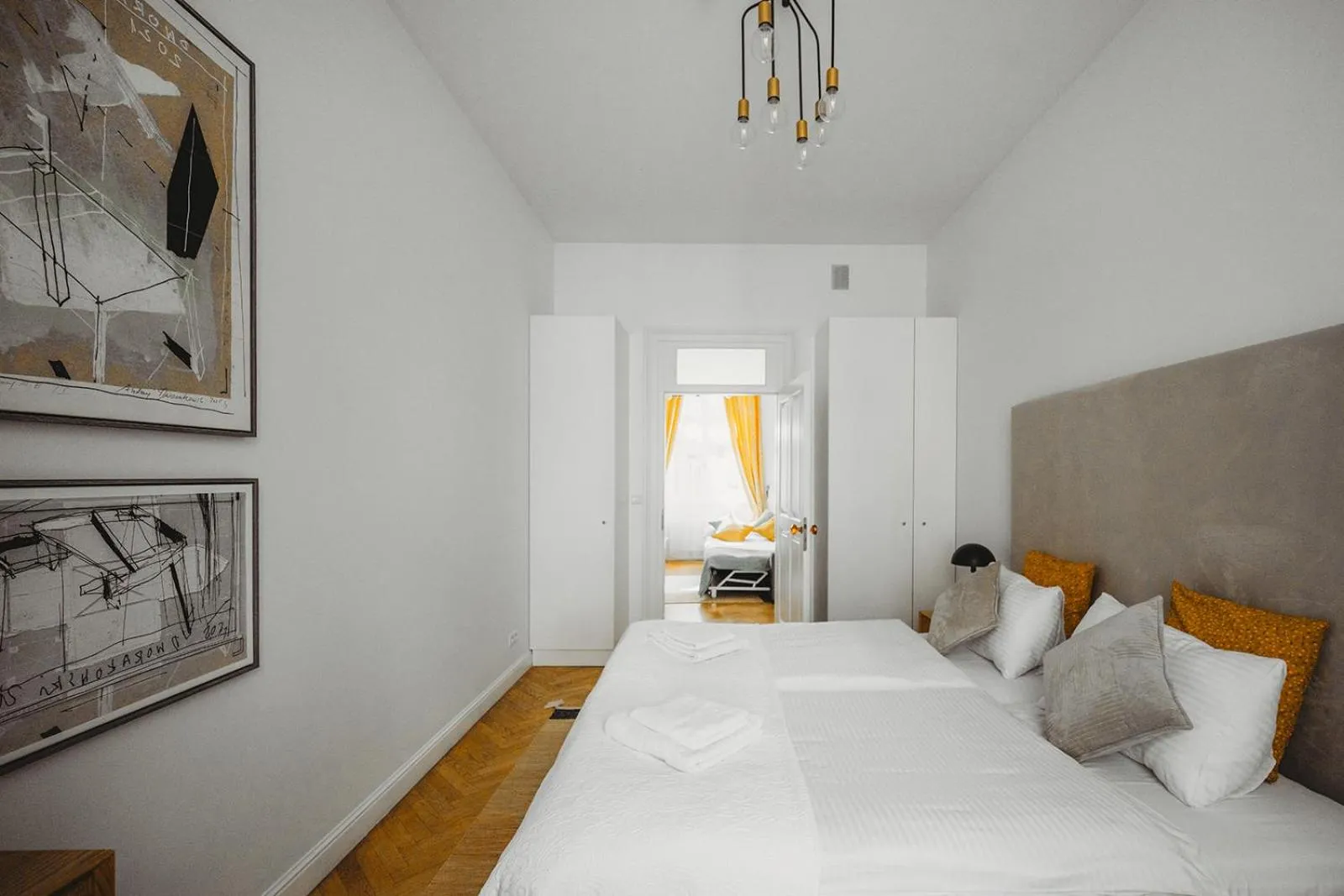 Bed in Antique Apartments Old Town