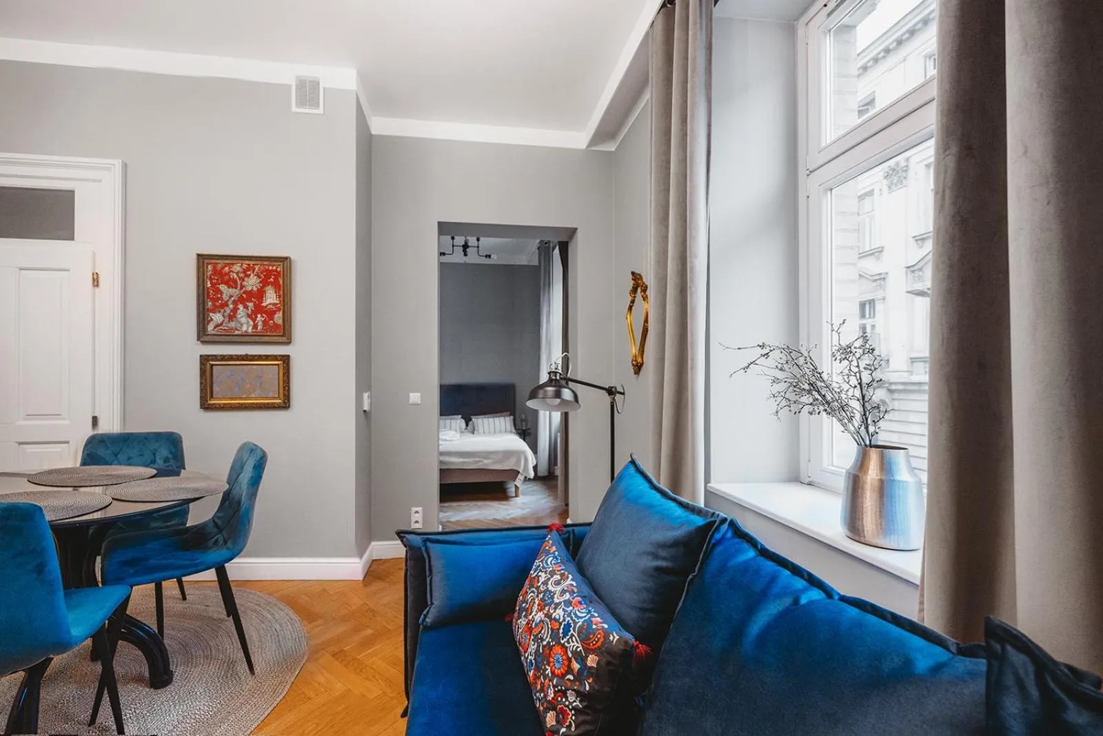 Bed in Antique Apartments Old Town