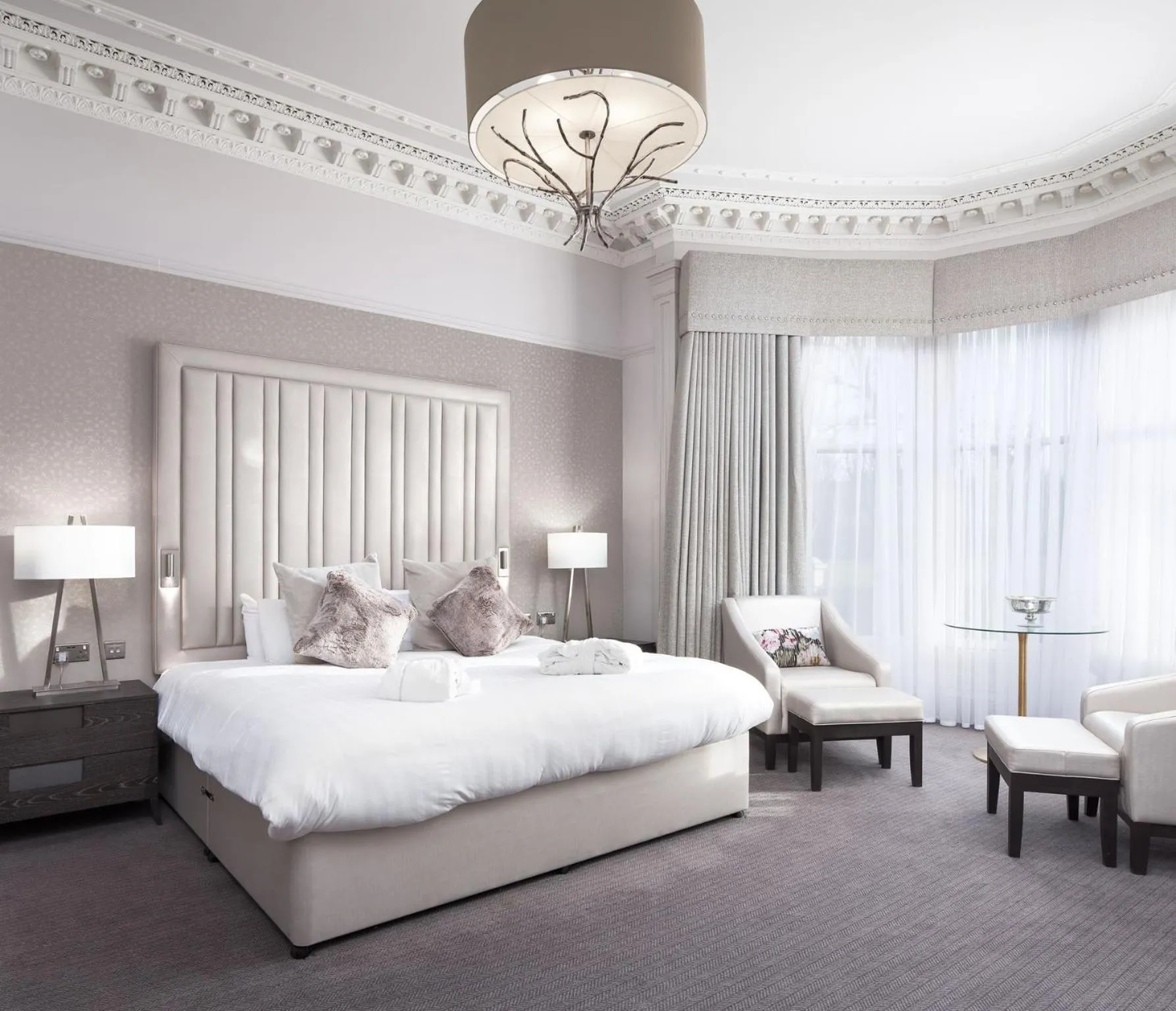 Bed in Number 10 Hotel