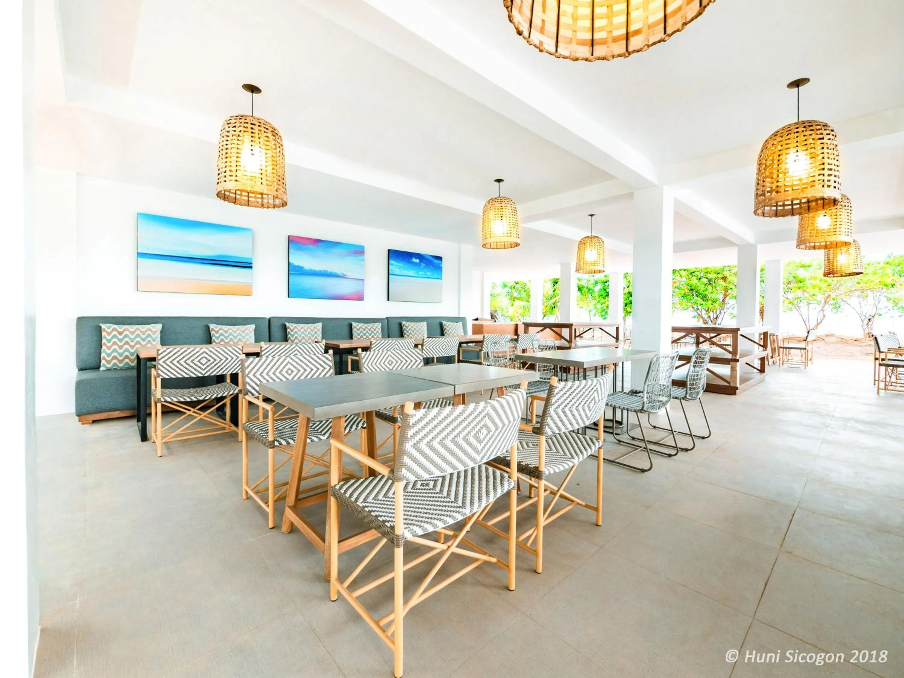 Restaurant/places to eat in Huni Sicogon