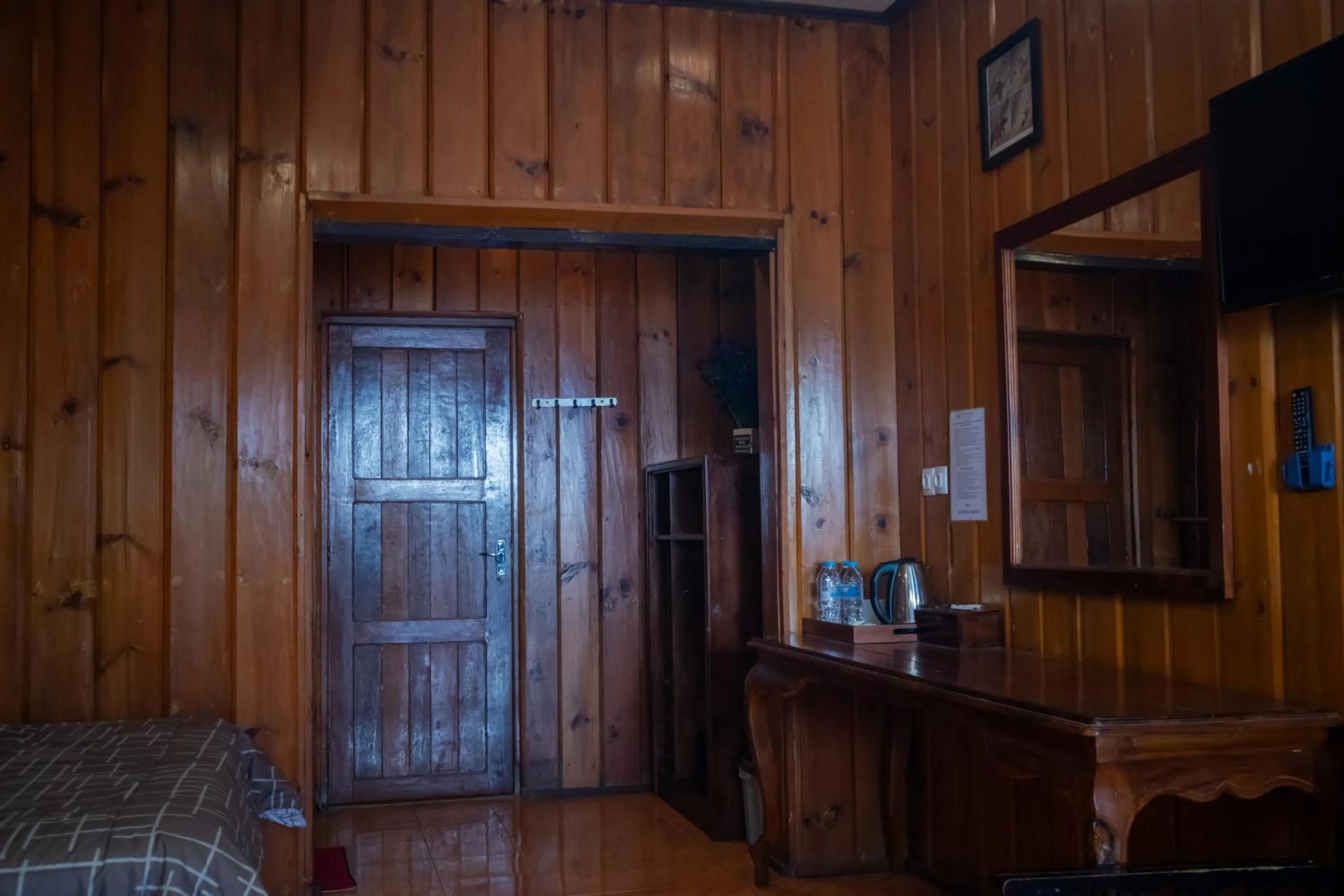 wardrobe in Cemara Indah Hotel