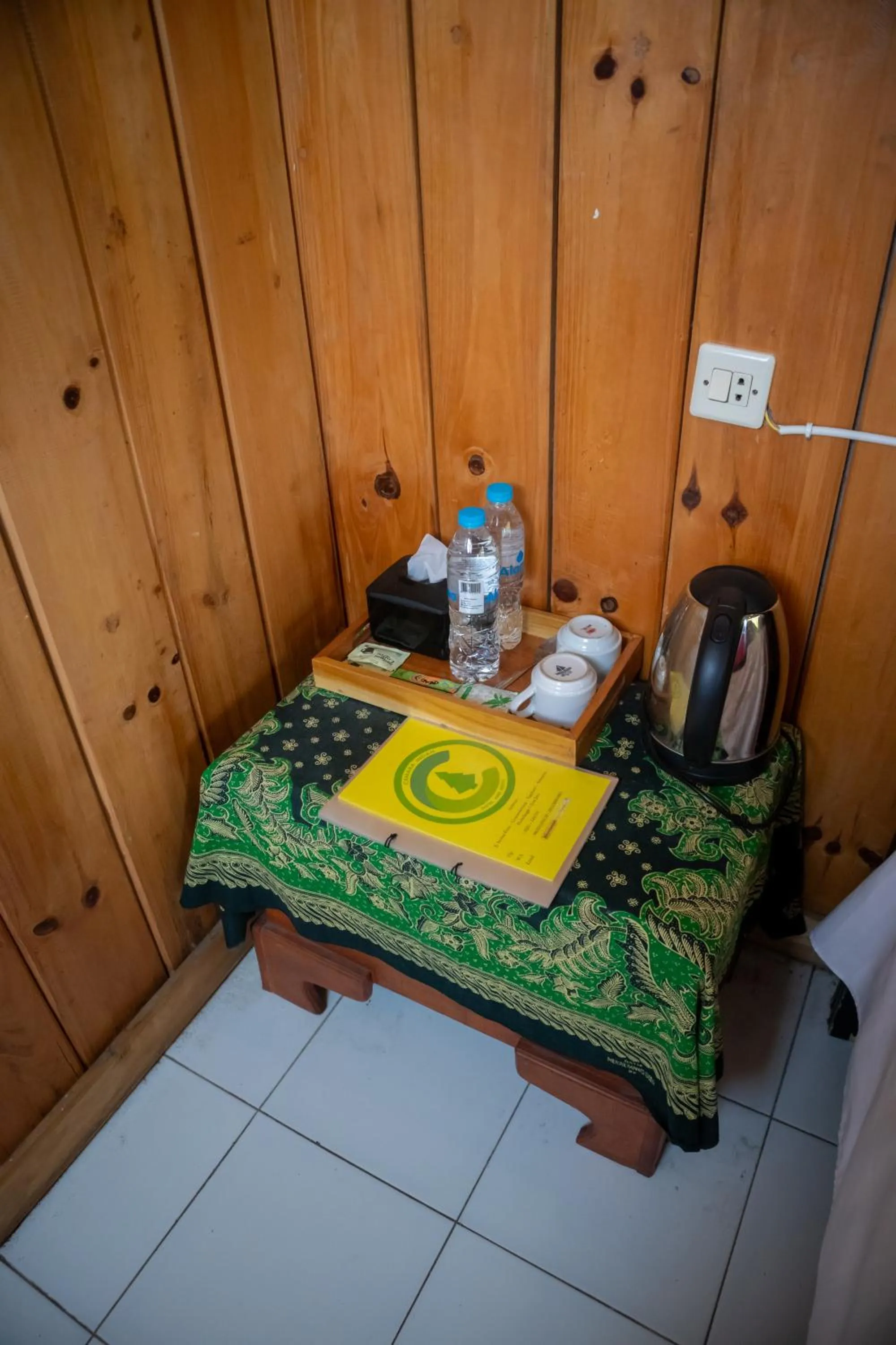 Coffee/tea facilities in Cemara Indah Hotel