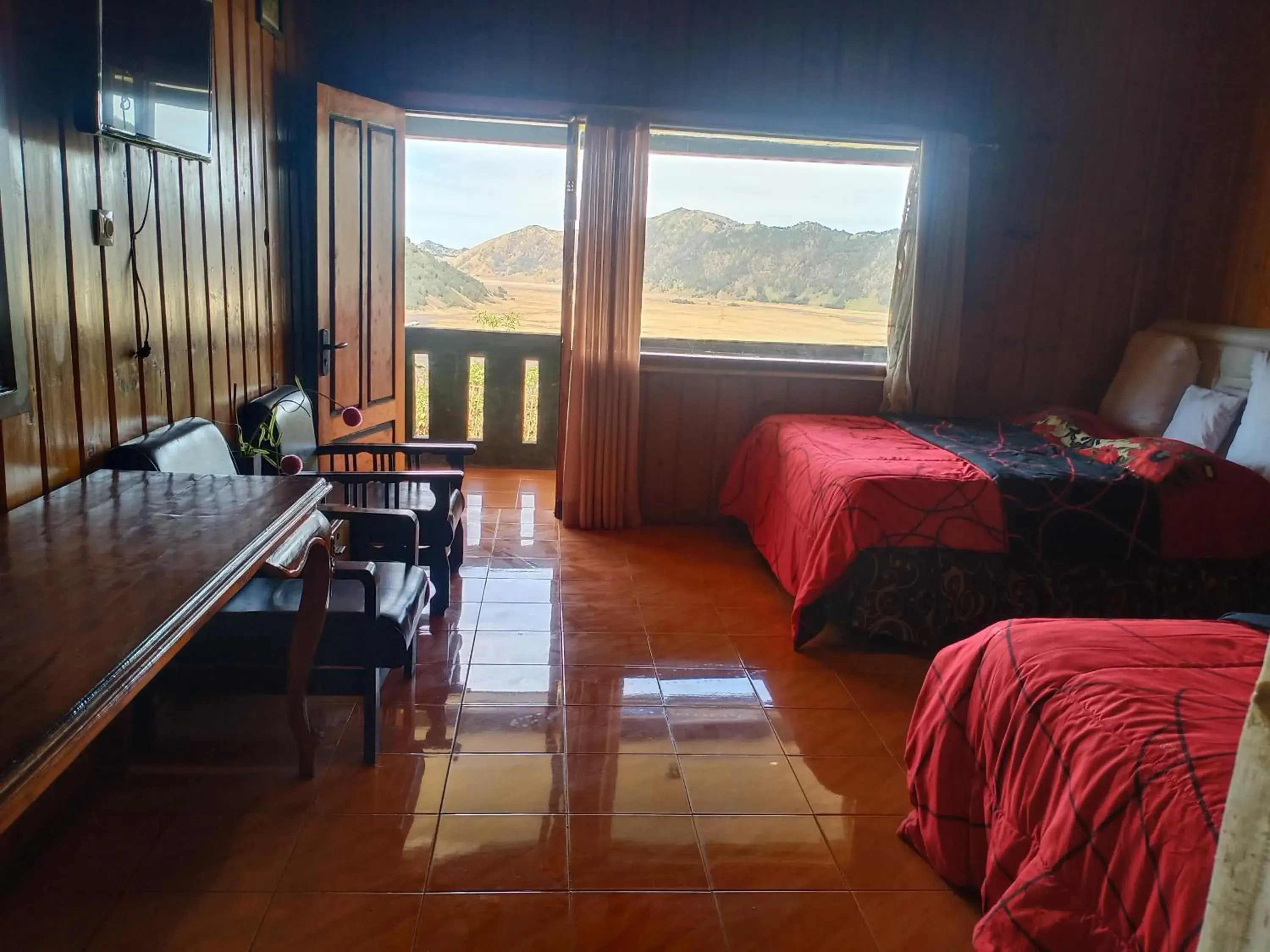 Deluxe Twin Room in Cemara Indah Hotel Deluxe Twin Room in Cemara Indah Hotel