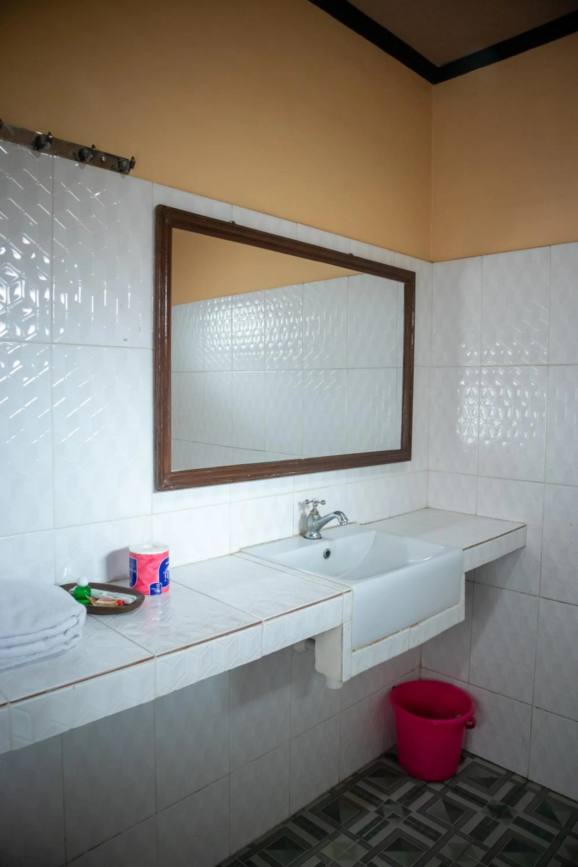 Bathroom in Cemara Indah Hotel