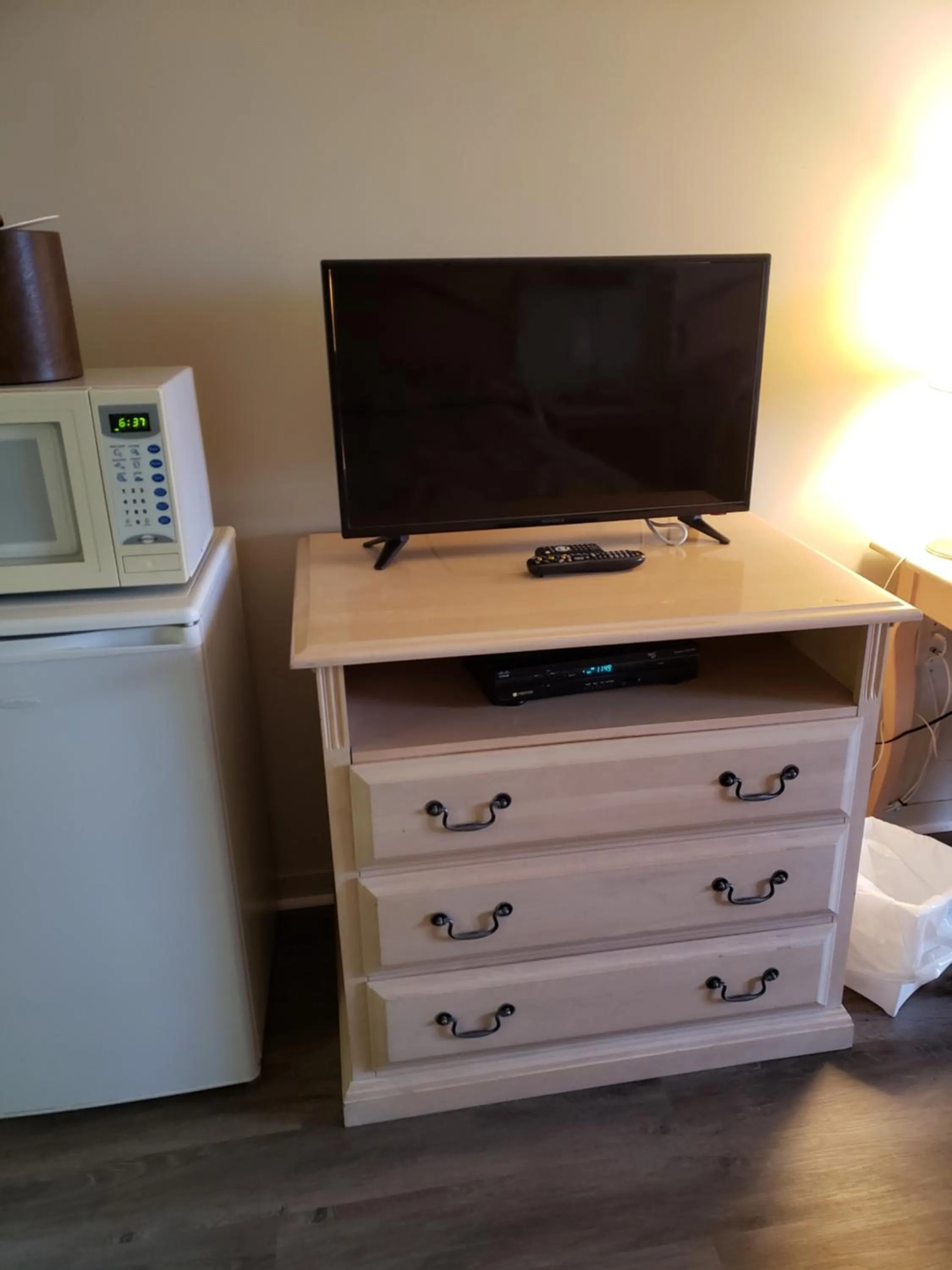 TV and multimedia in Hotel Transit