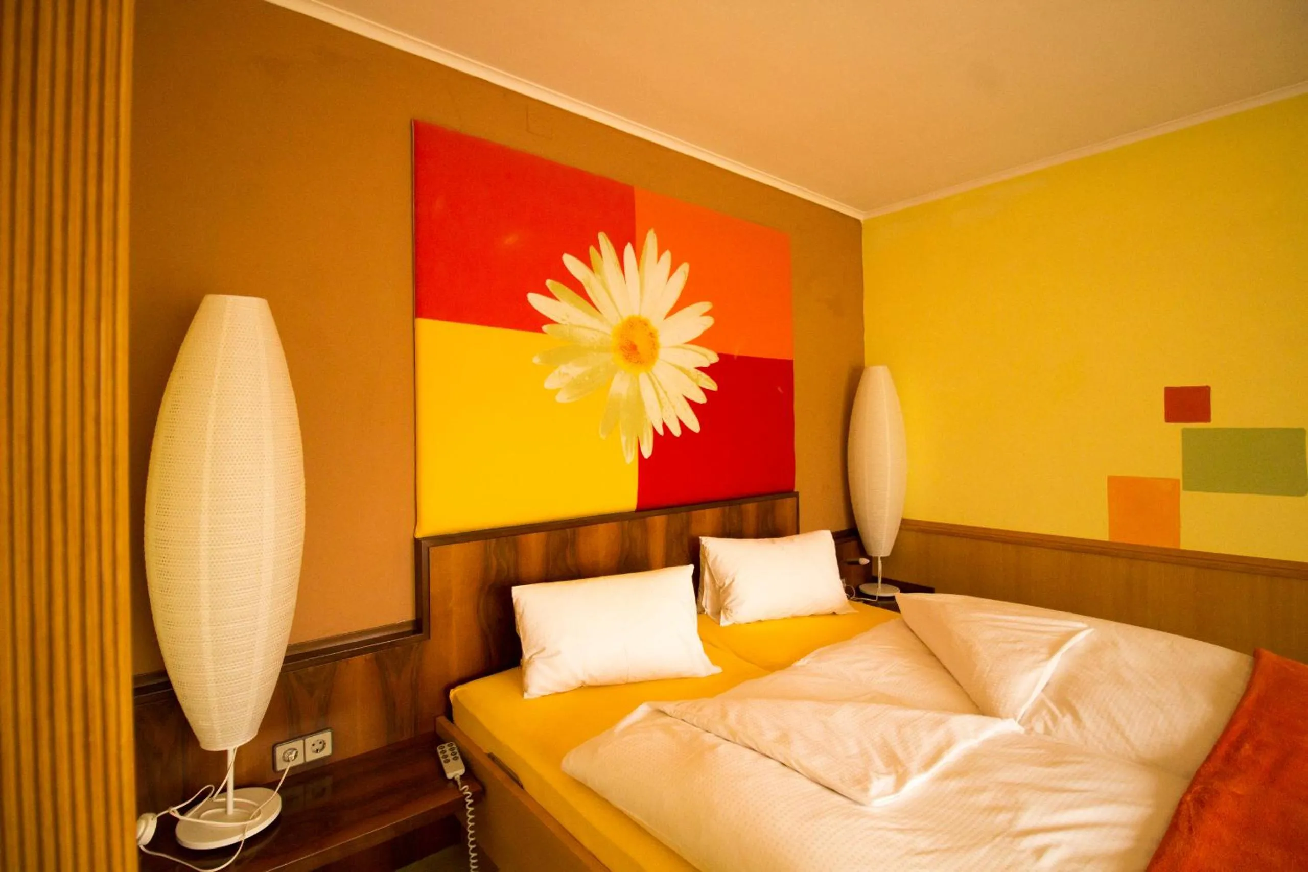 Decorative detail in Malerwinkl Restaurant + Kunsthotel