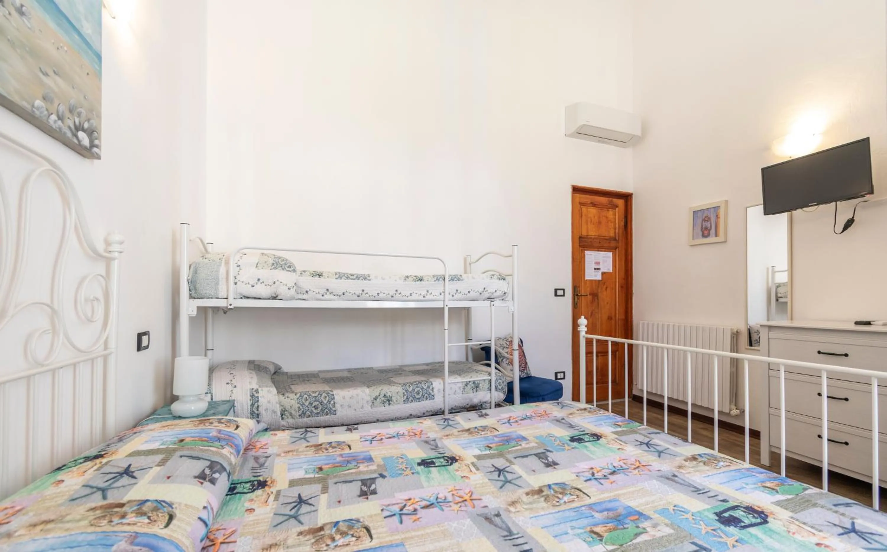 Bed in Hotel Albachiara