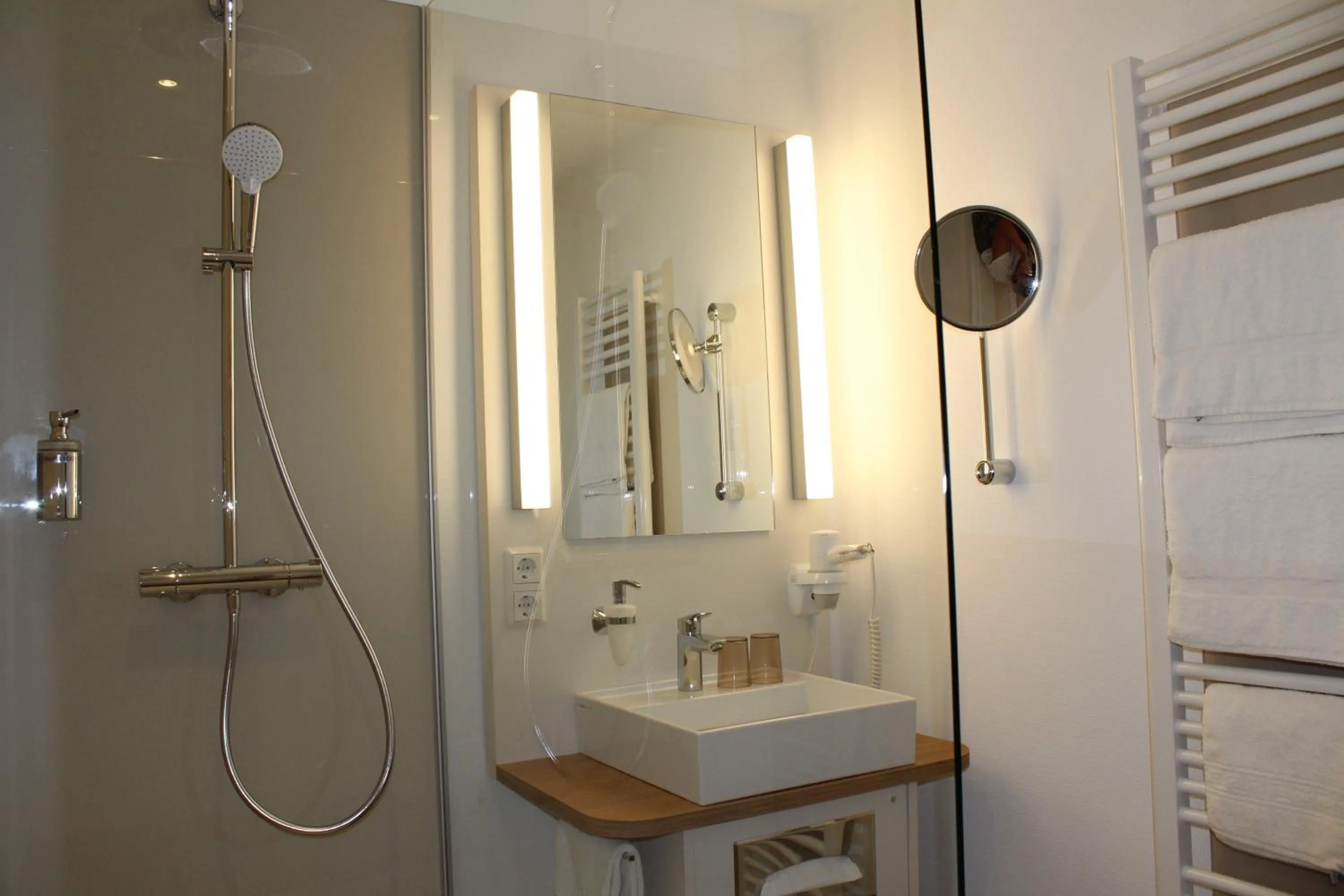 Shower in Stüttgens Hotel