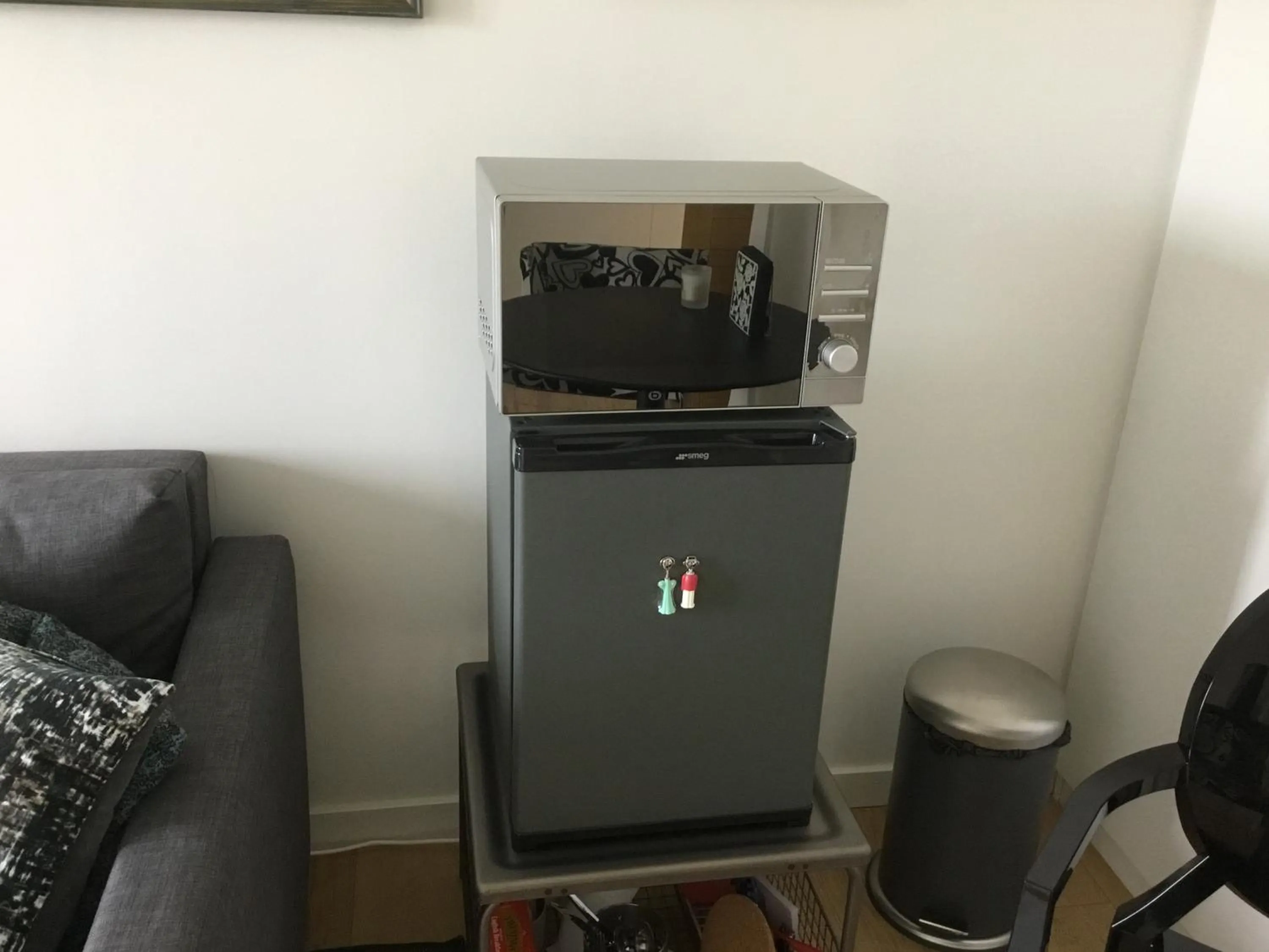 minibar in Maison Fleurie