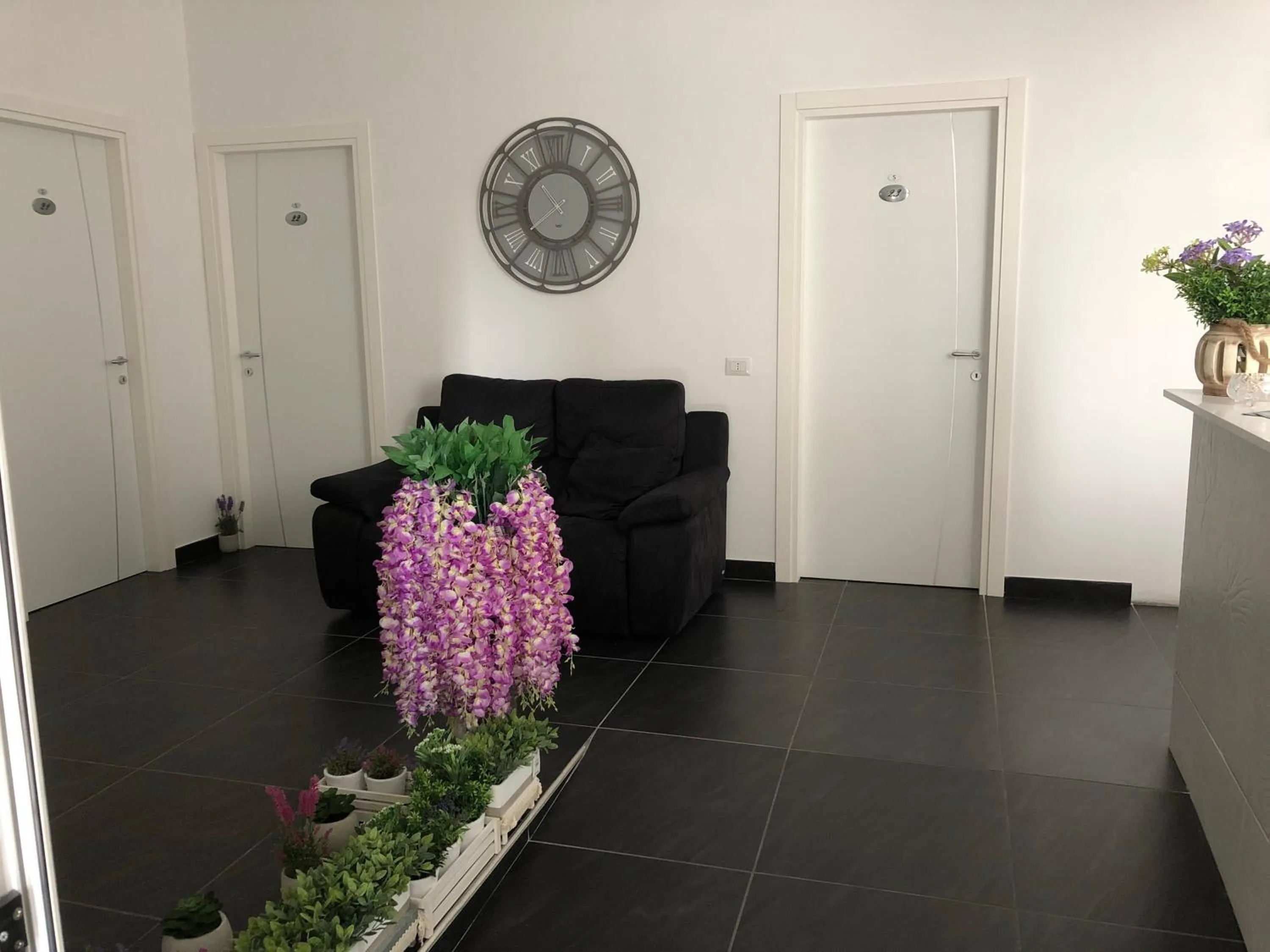 Lobby or reception in Pit Stop Napoli Centrale