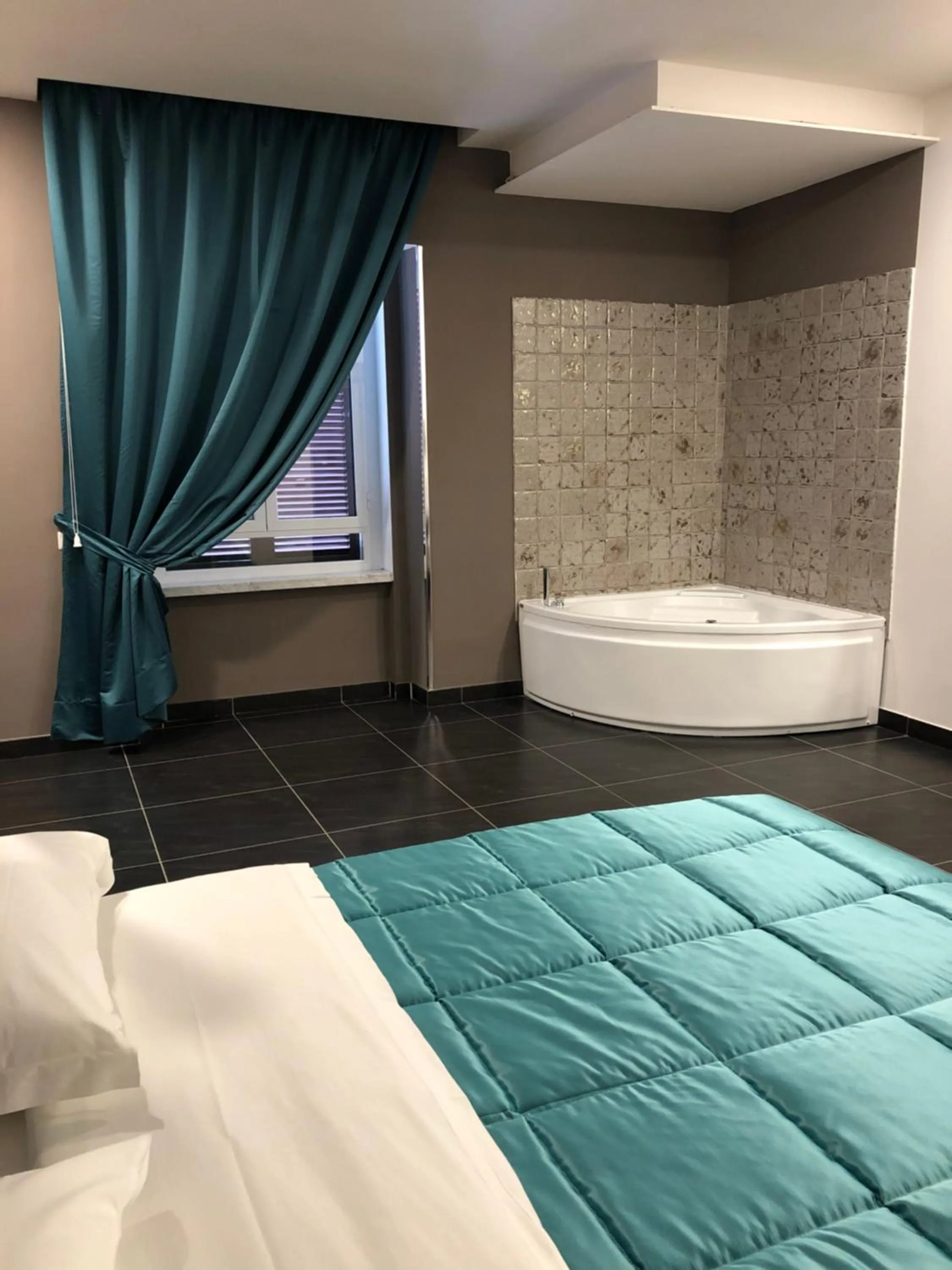 Photo of the whole room, Bed in Pit Stop Napoli Centrale