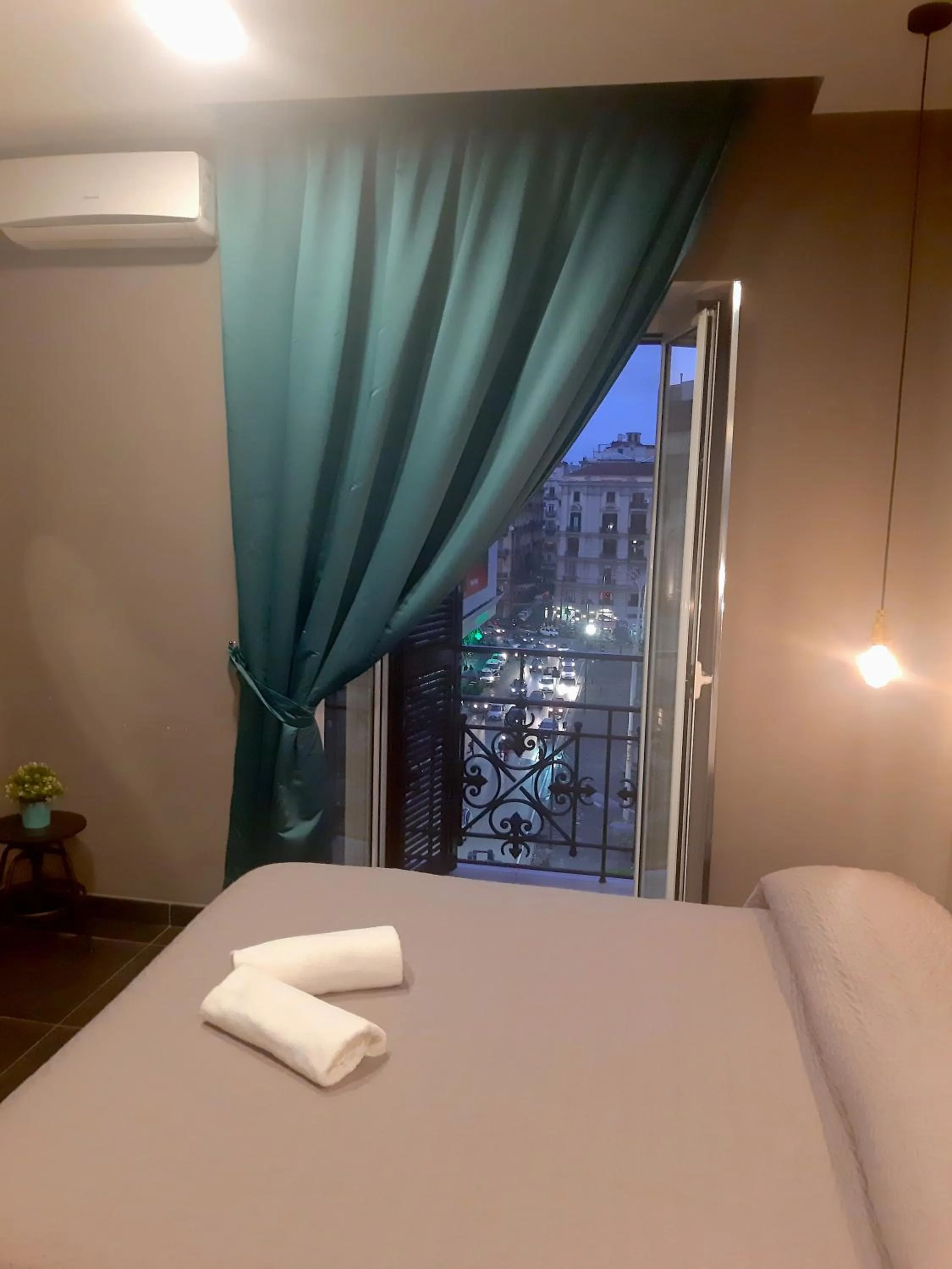 Bed in Pit Stop Napoli Centrale