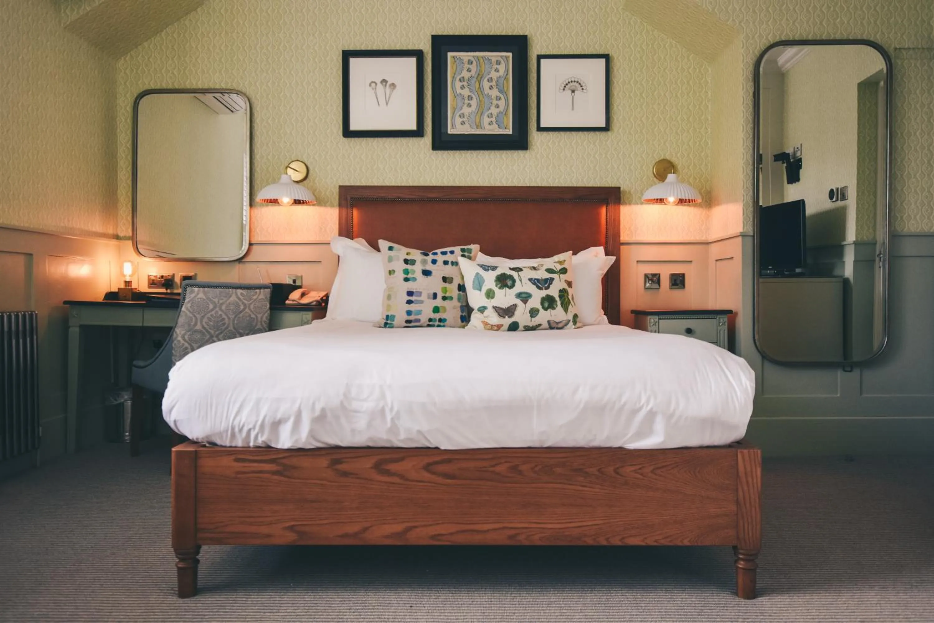 Bed in Eleven Didsbury Park Hotel