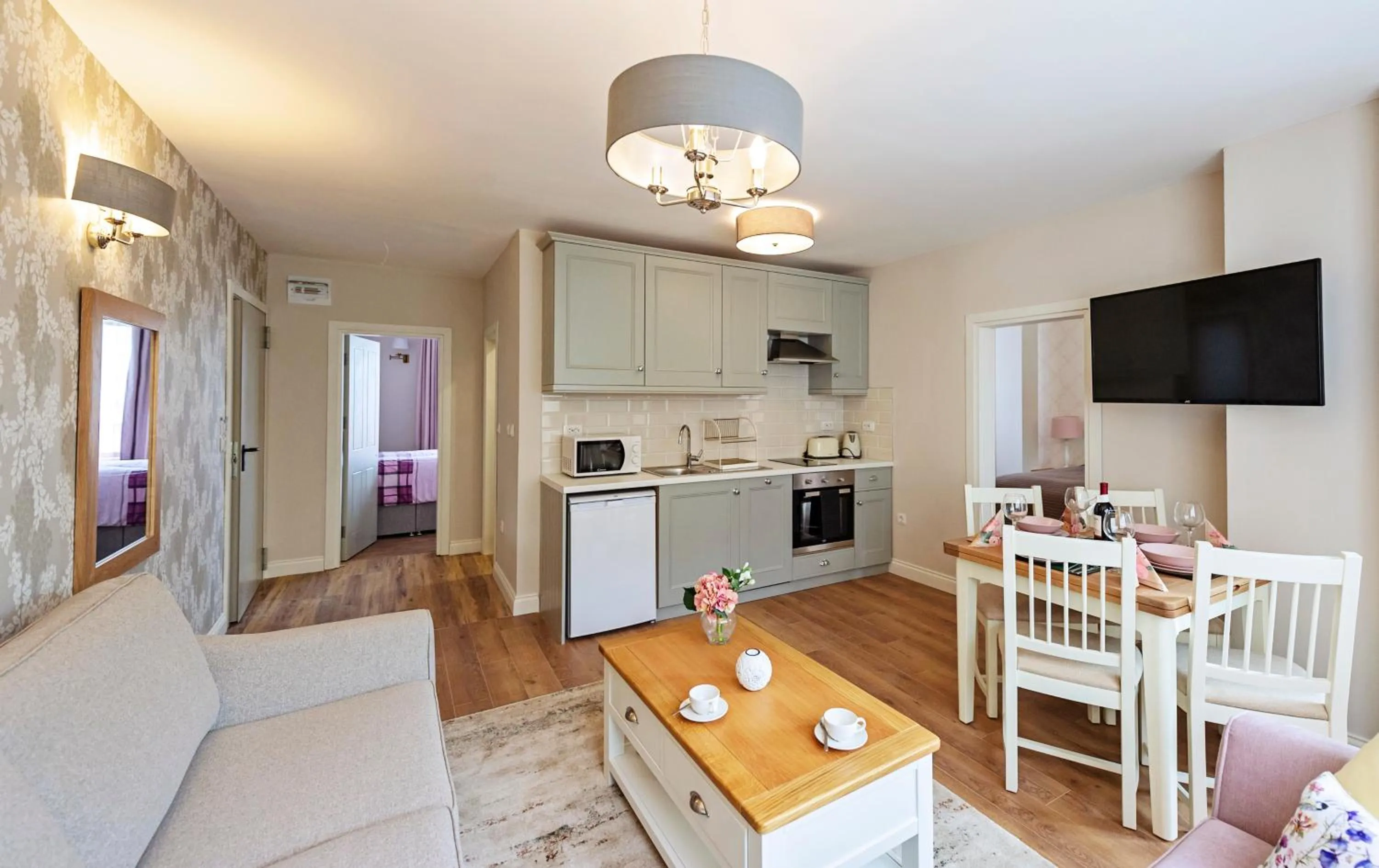 Kitchen or kitchenette in Predela 2 Aparthotel