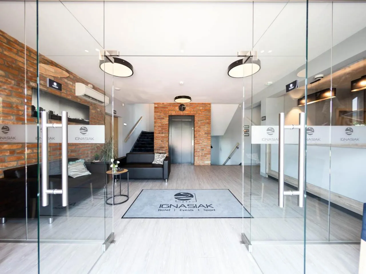 Lobby or reception in Ignasiak Hotel