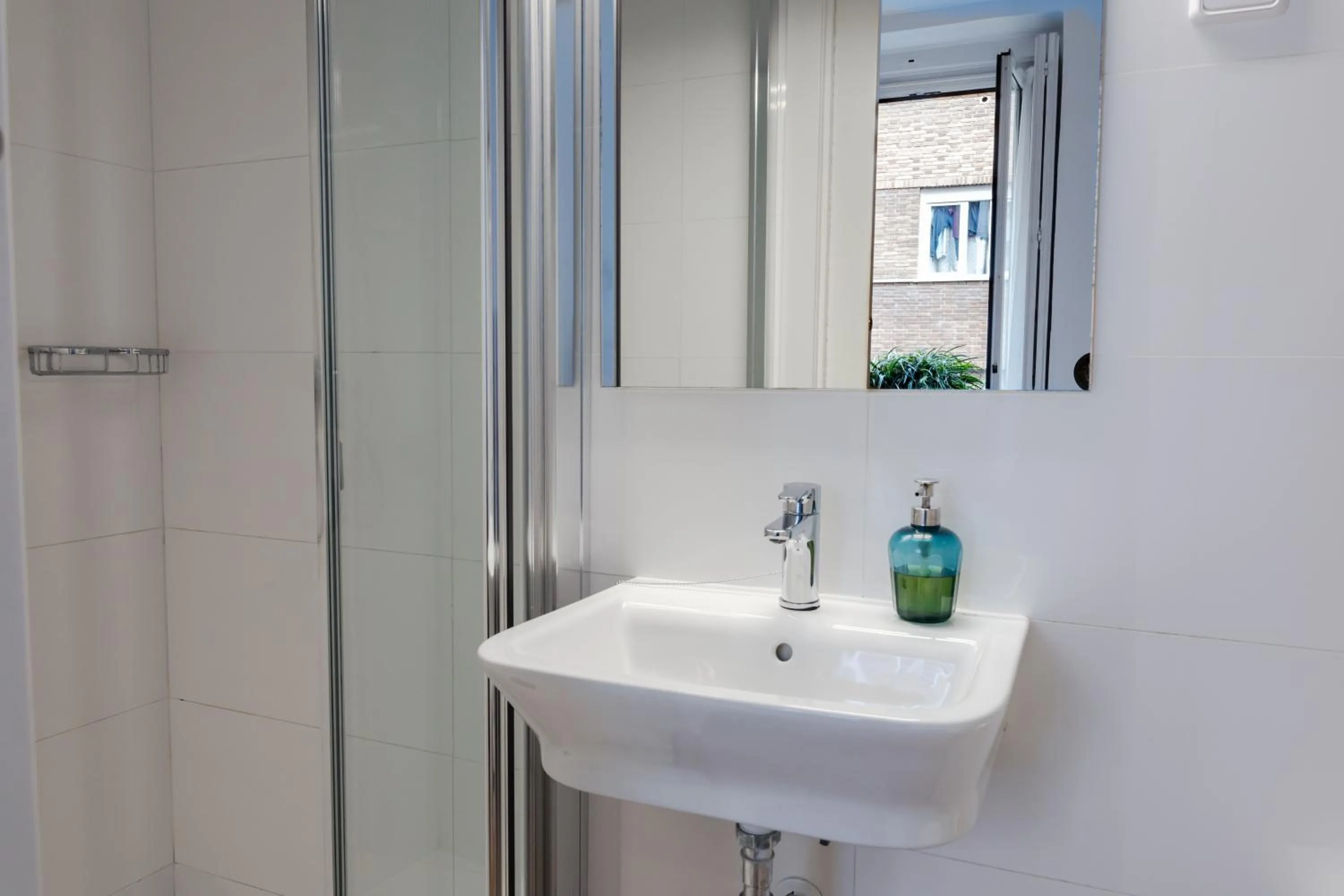 Bathroom in Hostal La Zona