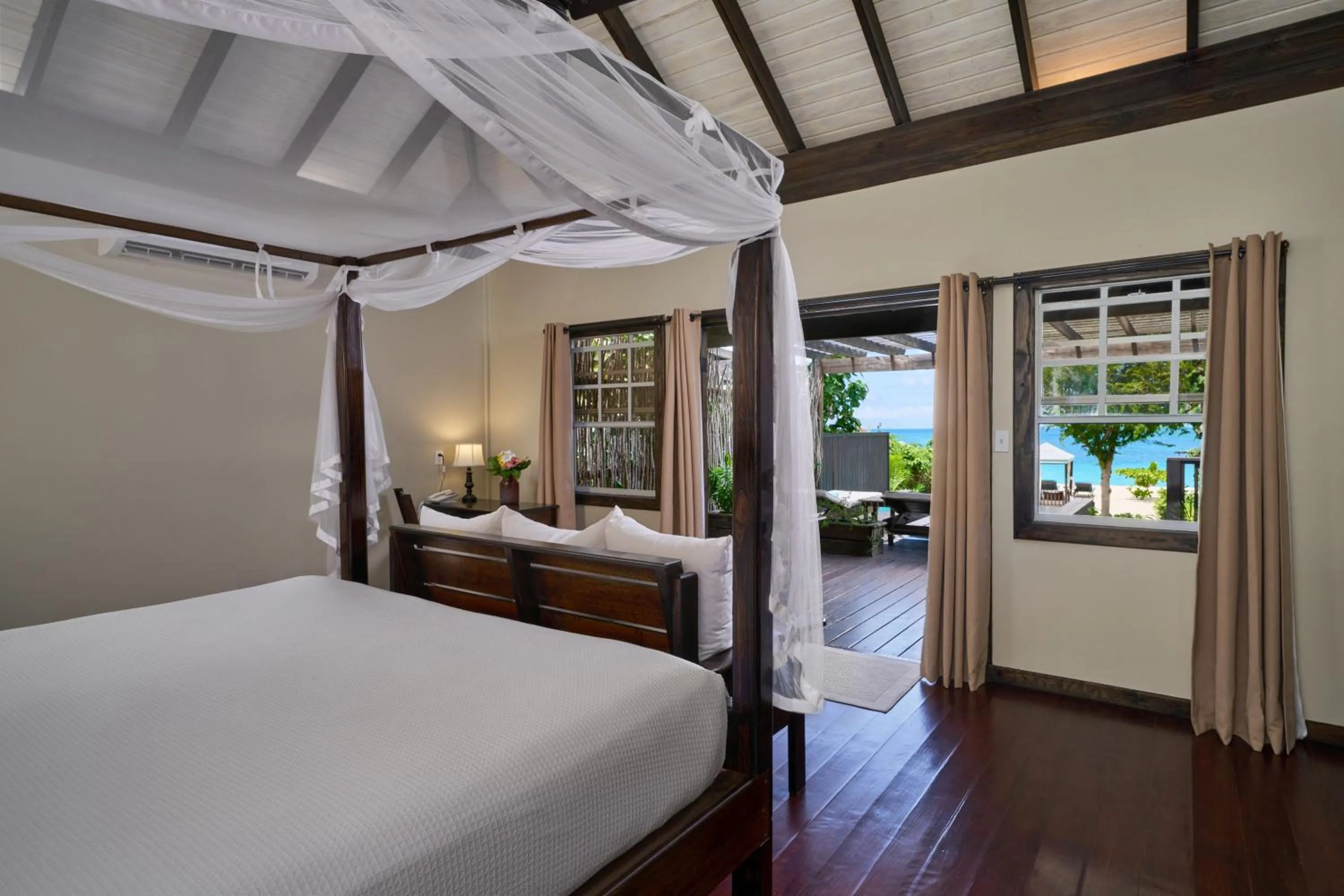 View (from property/room), Bed in Keyonna Beach - All Inclusive - Couples Only