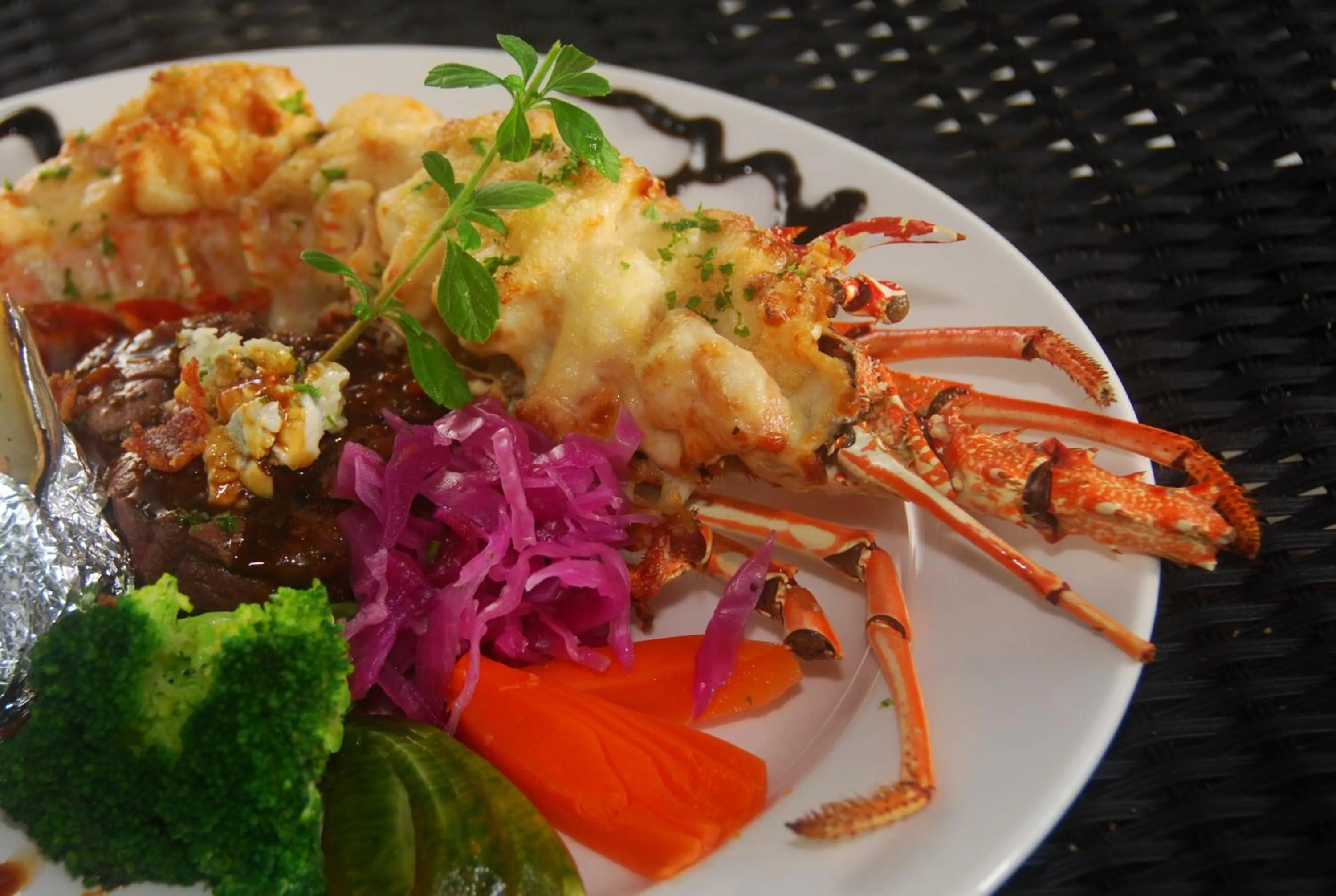 Food and drinks in Bacolet Beach Club