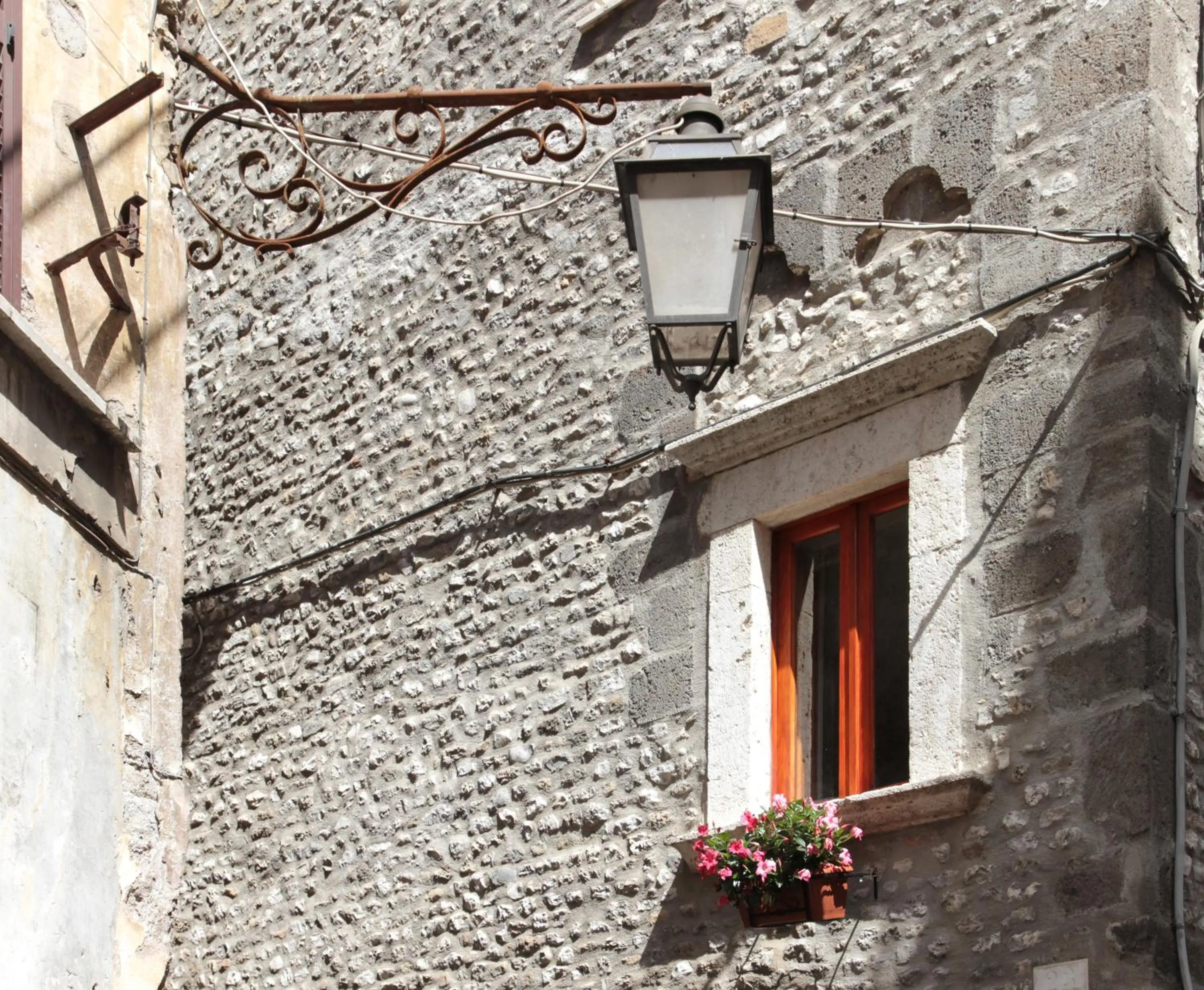 Property building in Torre Sant'Antonio