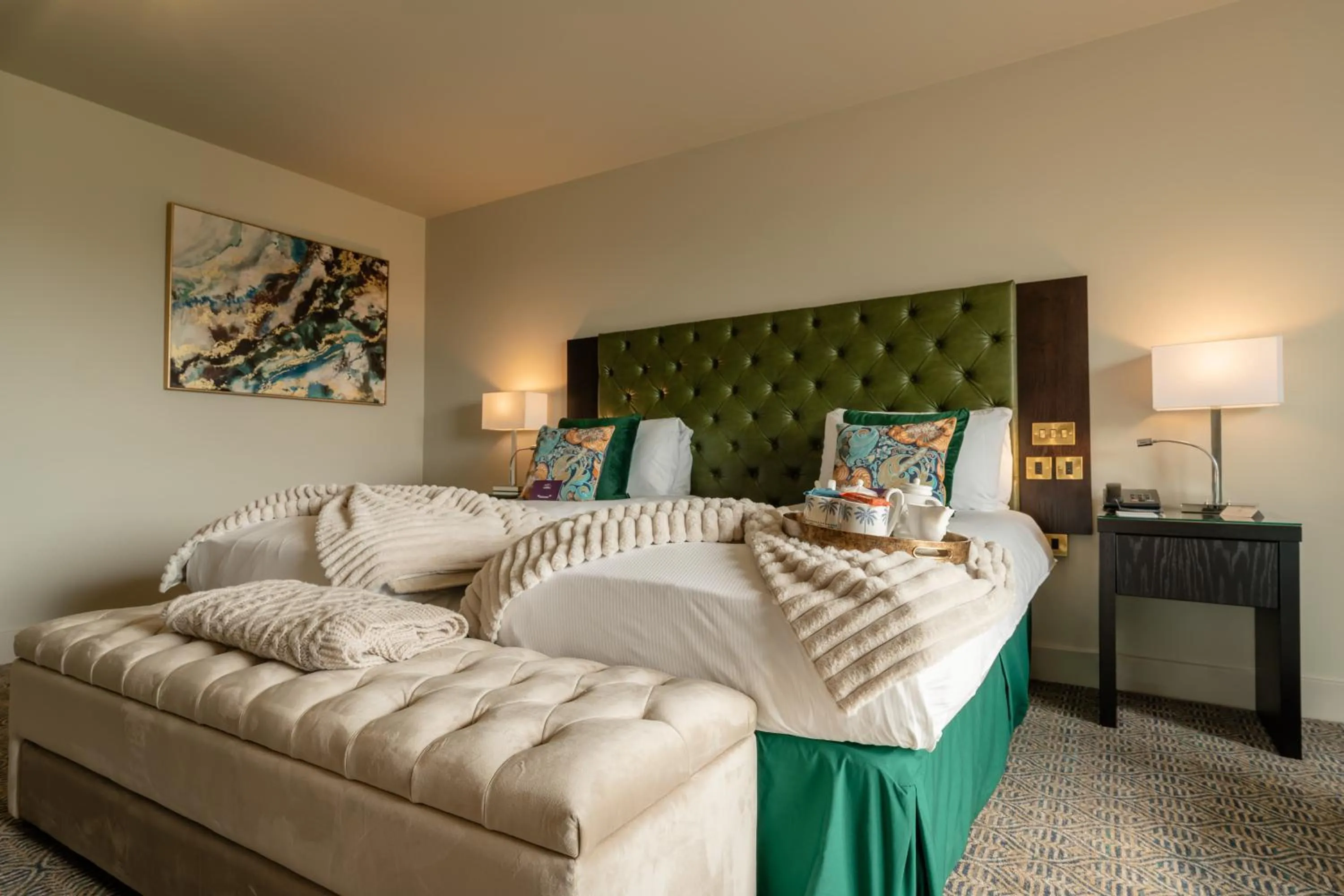 Bedroom, Bed in East Sussex National Hotel, Golf Resort & Spa