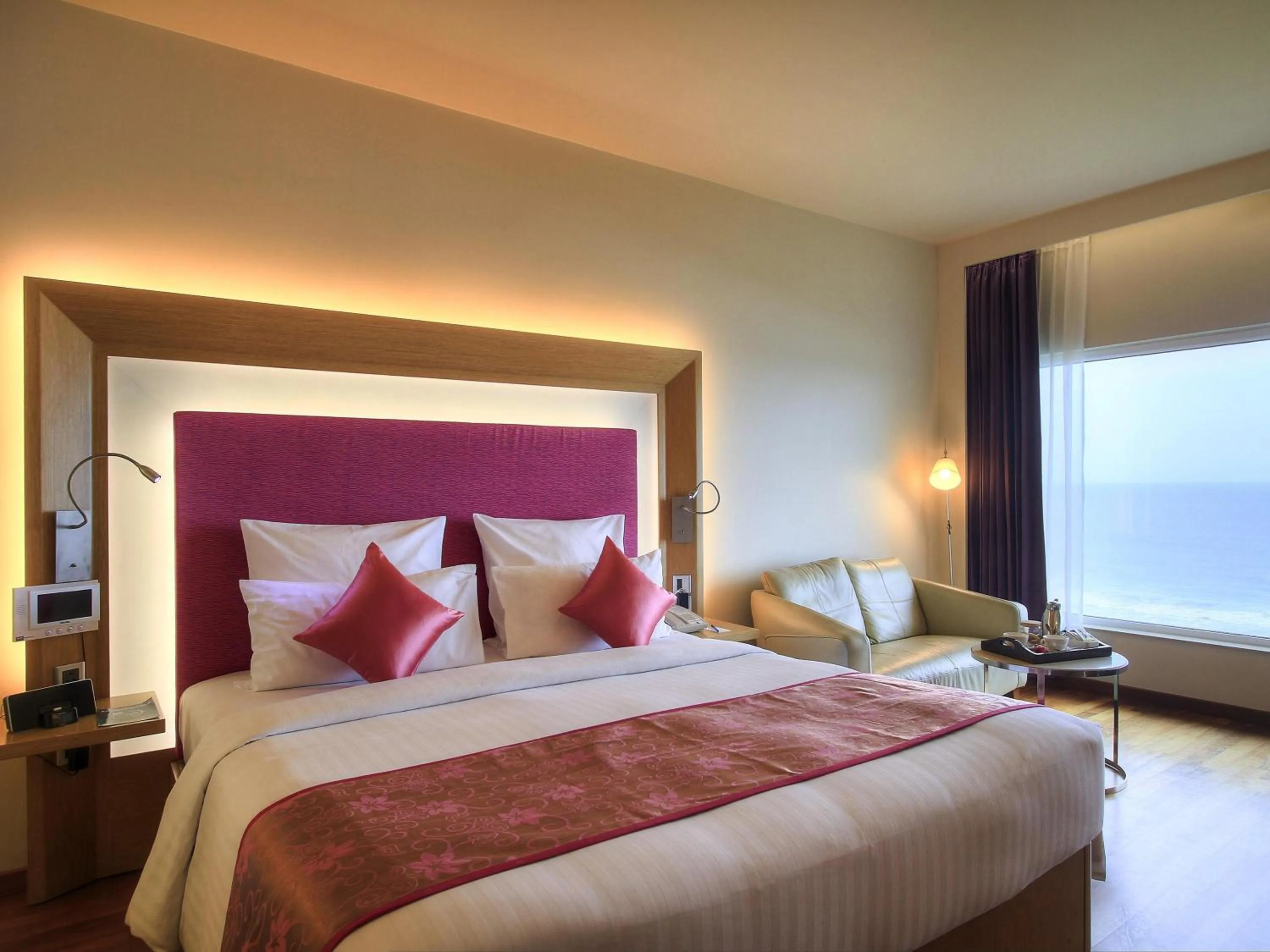 Bedroom, Bed in Novotel Visakhapatnam Varun Beach