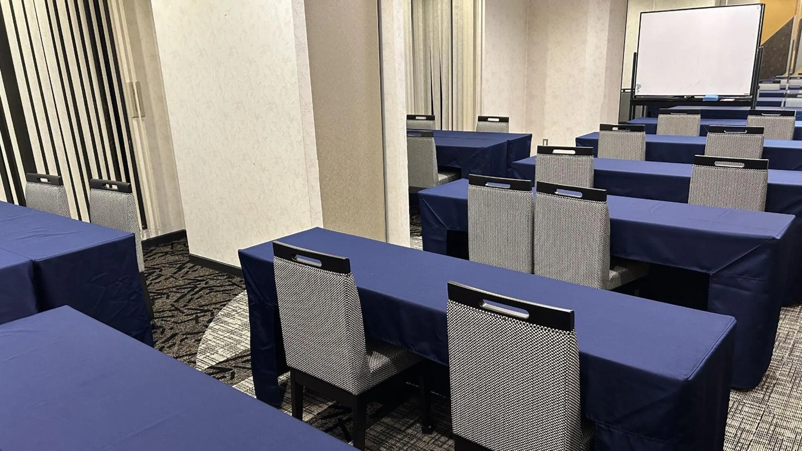 Meeting/conference room in APA Hotel Kagadaishoji Ekimae