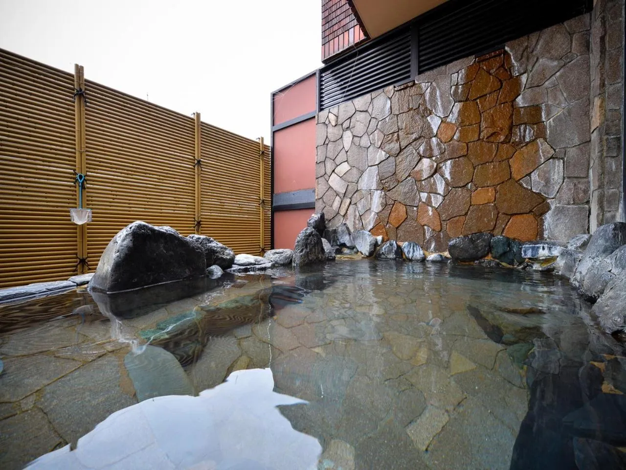 Open Air Bath in APA Hotel Komatsu Grand