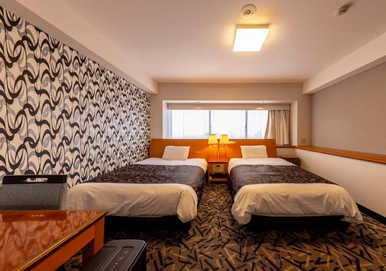 Twin Room - single occupancy - Smoking in APA Hotel Kanazawa Katamachi EXCELLENT Twin Room - single occupancy - Smoking in APA Hotel Kanazawa Katamachi EXCELLENT