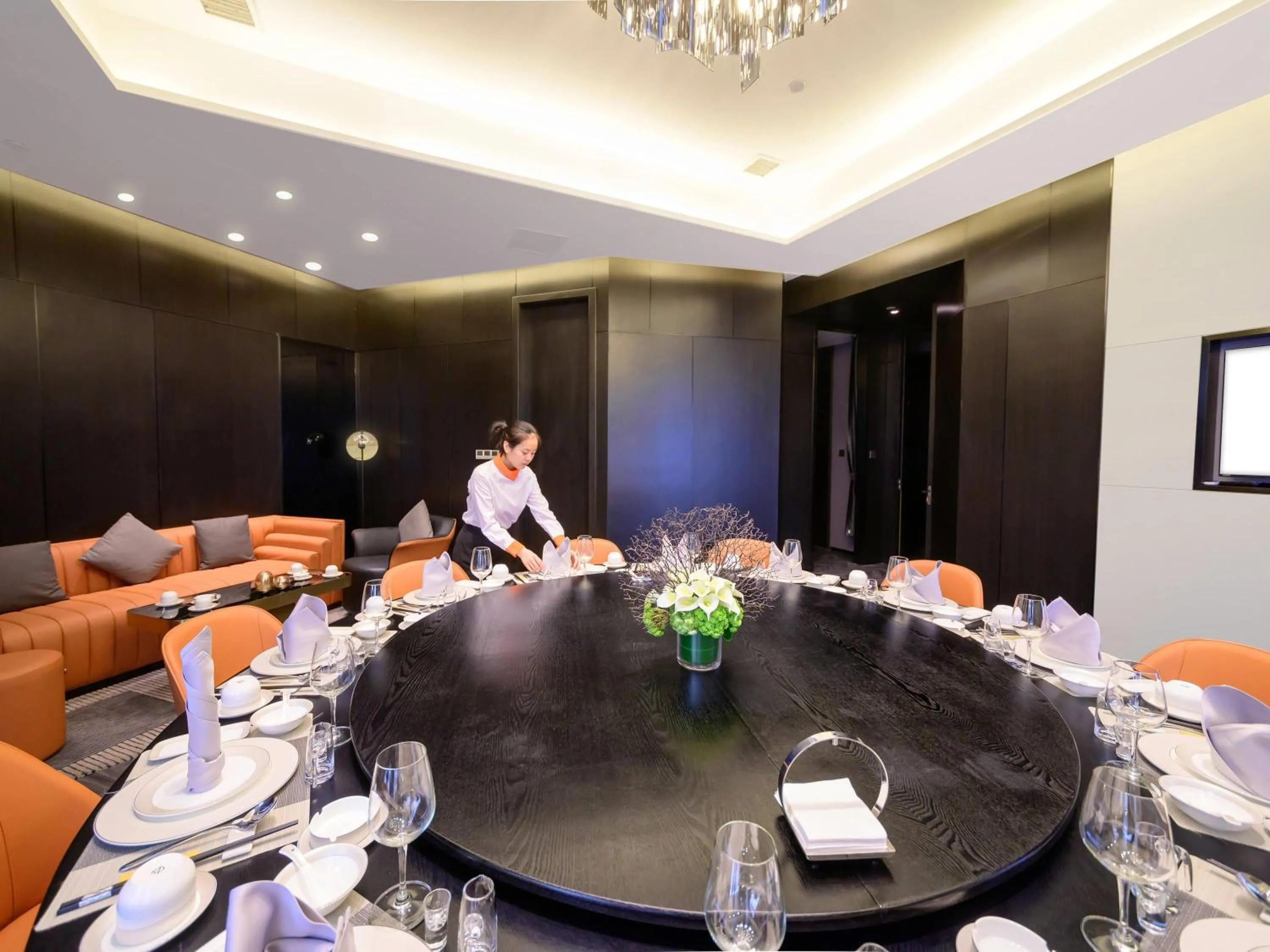Restaurant/places to eat in Novotel Zhengzhou Convention Centre