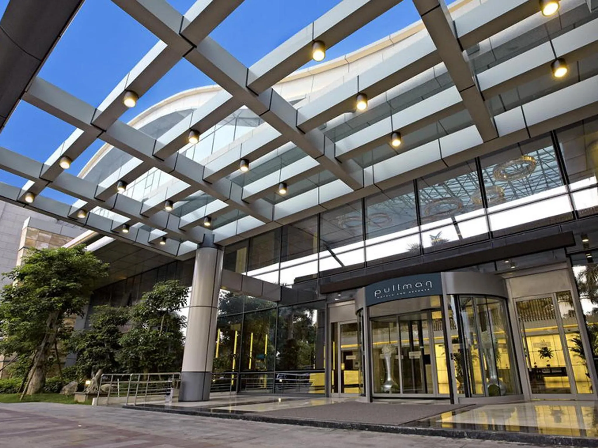 Facade/entrance in Pullman Xiamen Powerlong