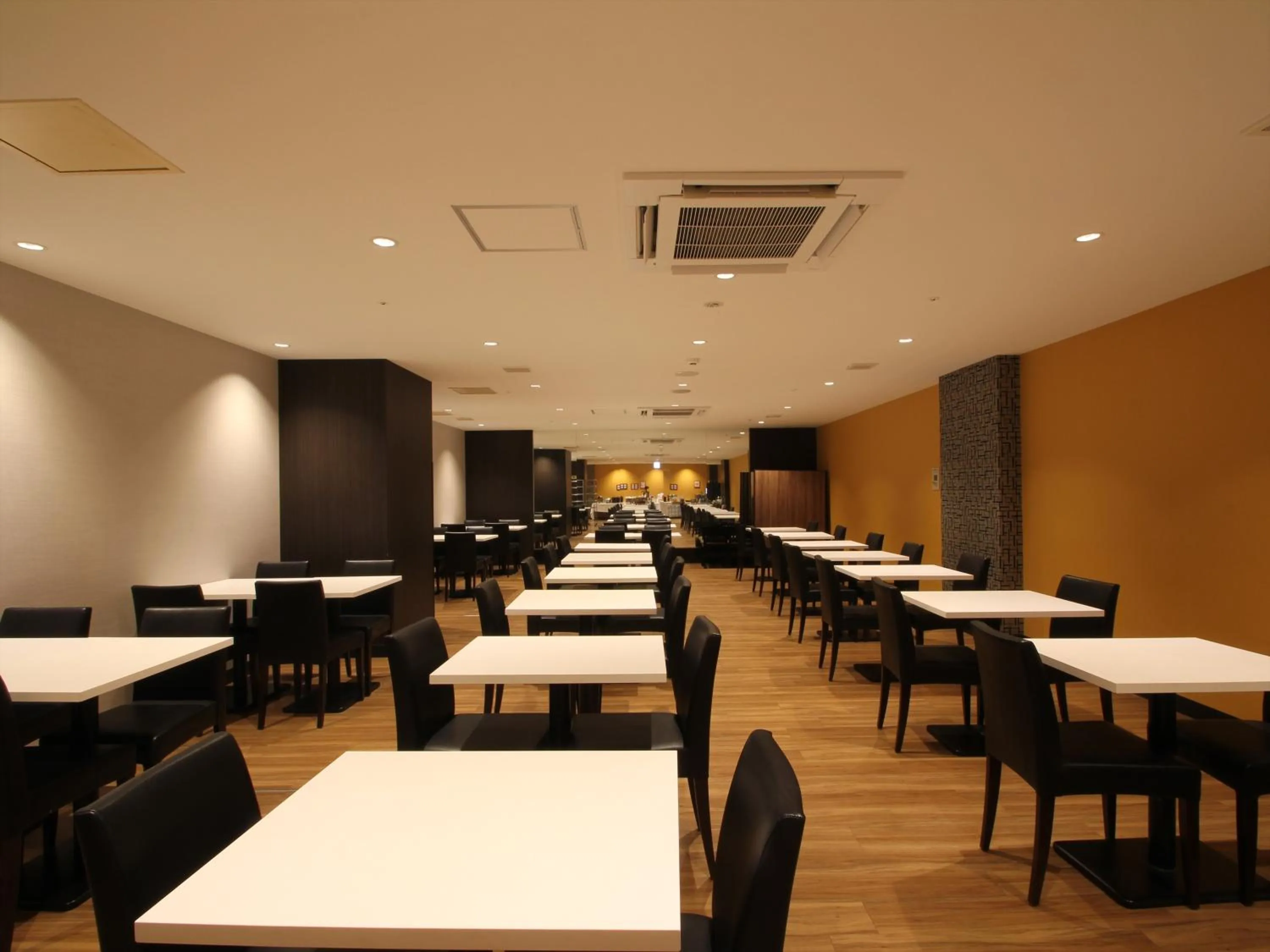 Restaurant/places to eat in APA Hotel Tottori Ekimae Minami