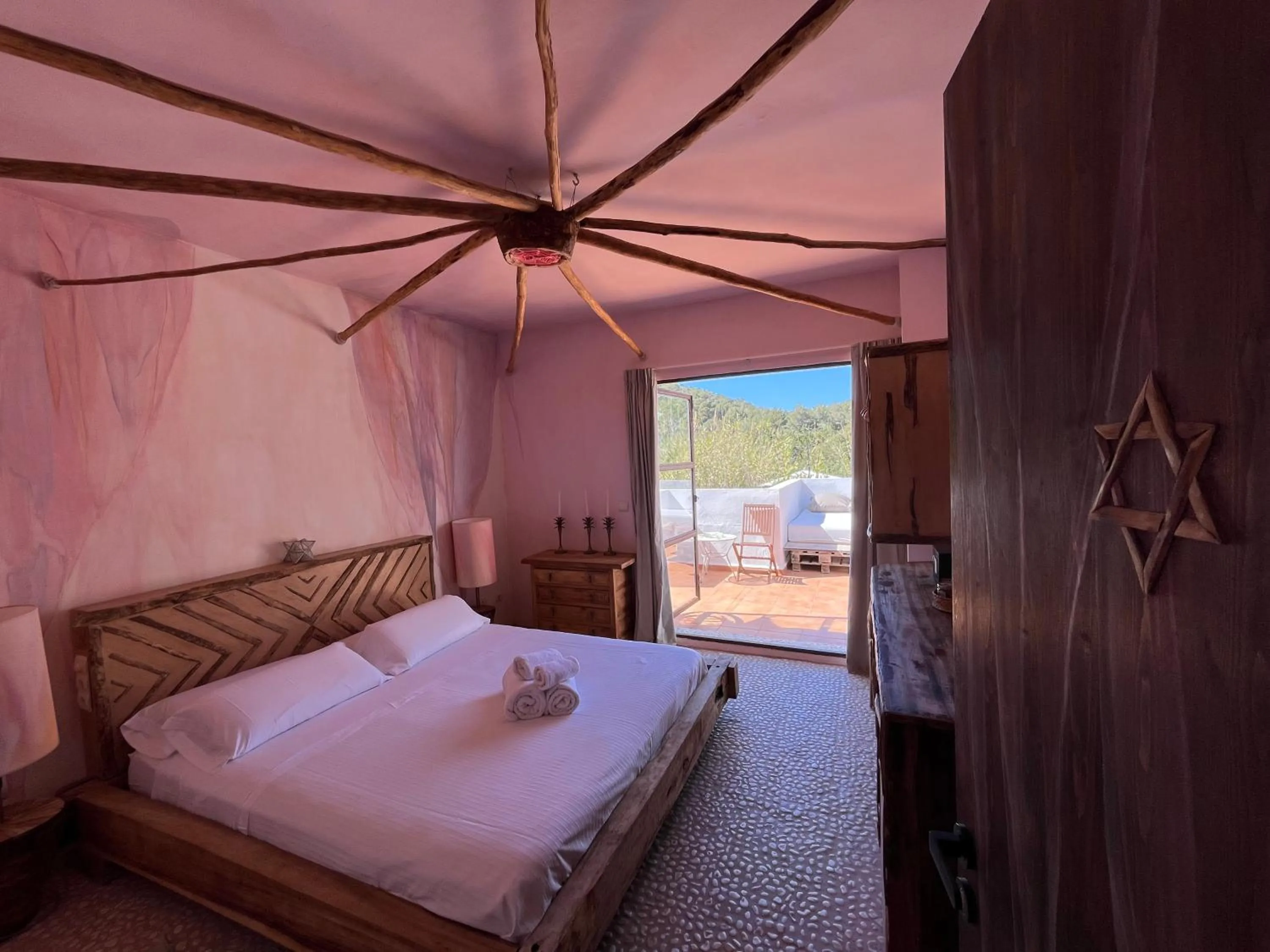 Bedroom, Bed in Boutique Hostal La Curandera de Salinas