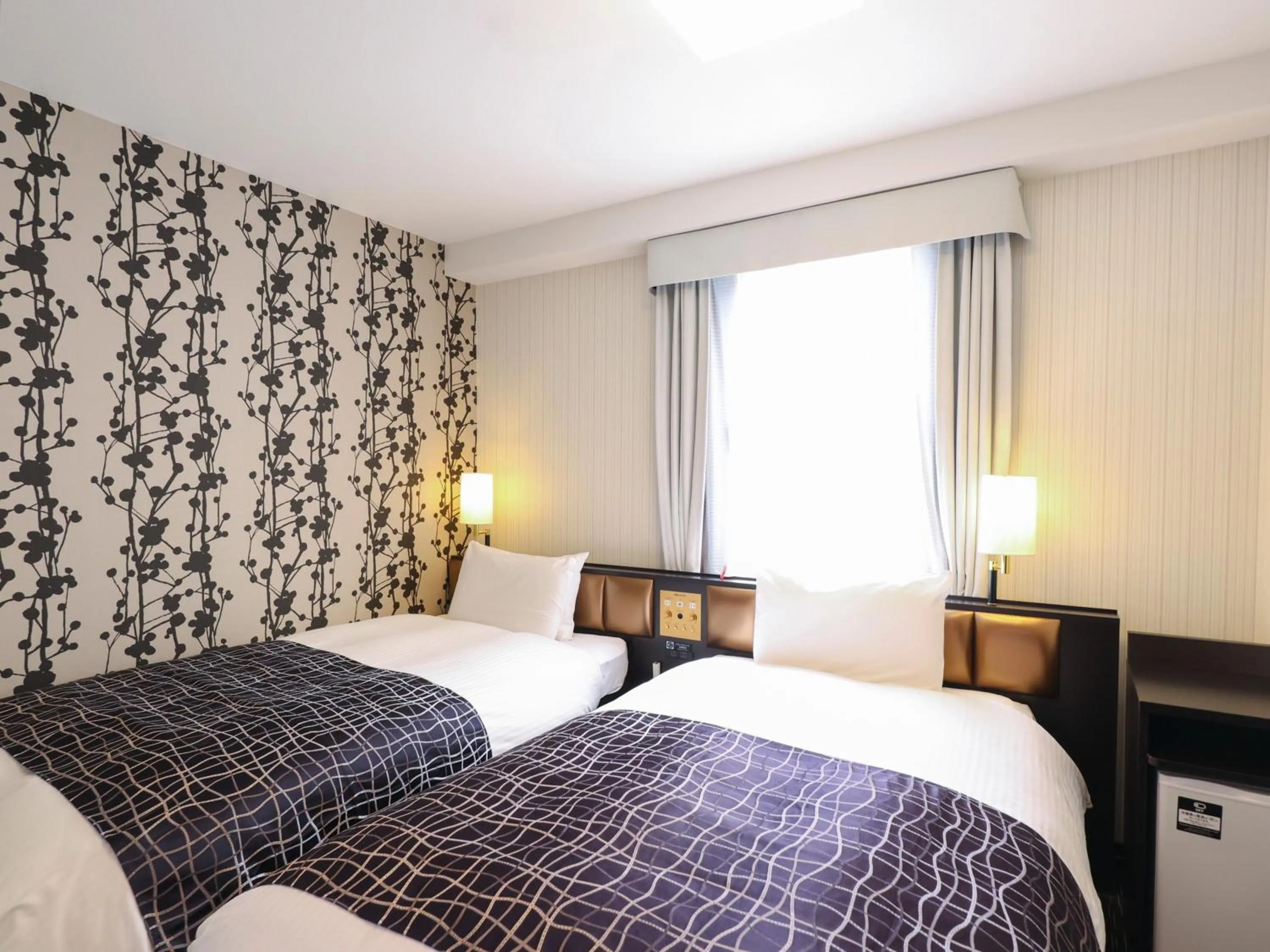 Photo of the whole room, Bed in APA Hotel Ogaki Ekimae