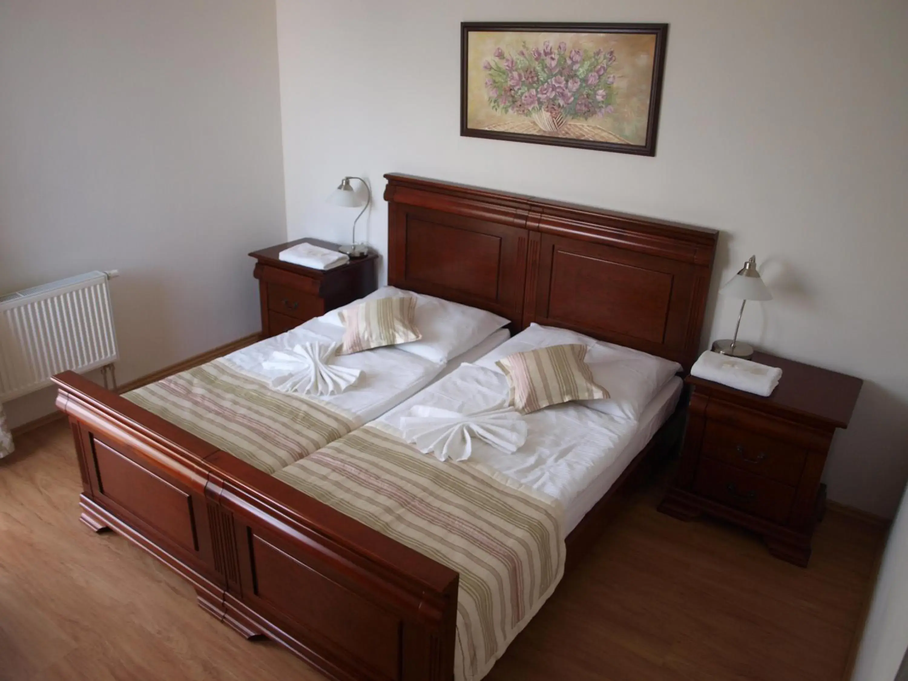Double or Twin Room with Air Conditioning - single occupancy in Hotel Oko Double or Twin Room with Air Conditioning - single occupancy in Hotel Oko