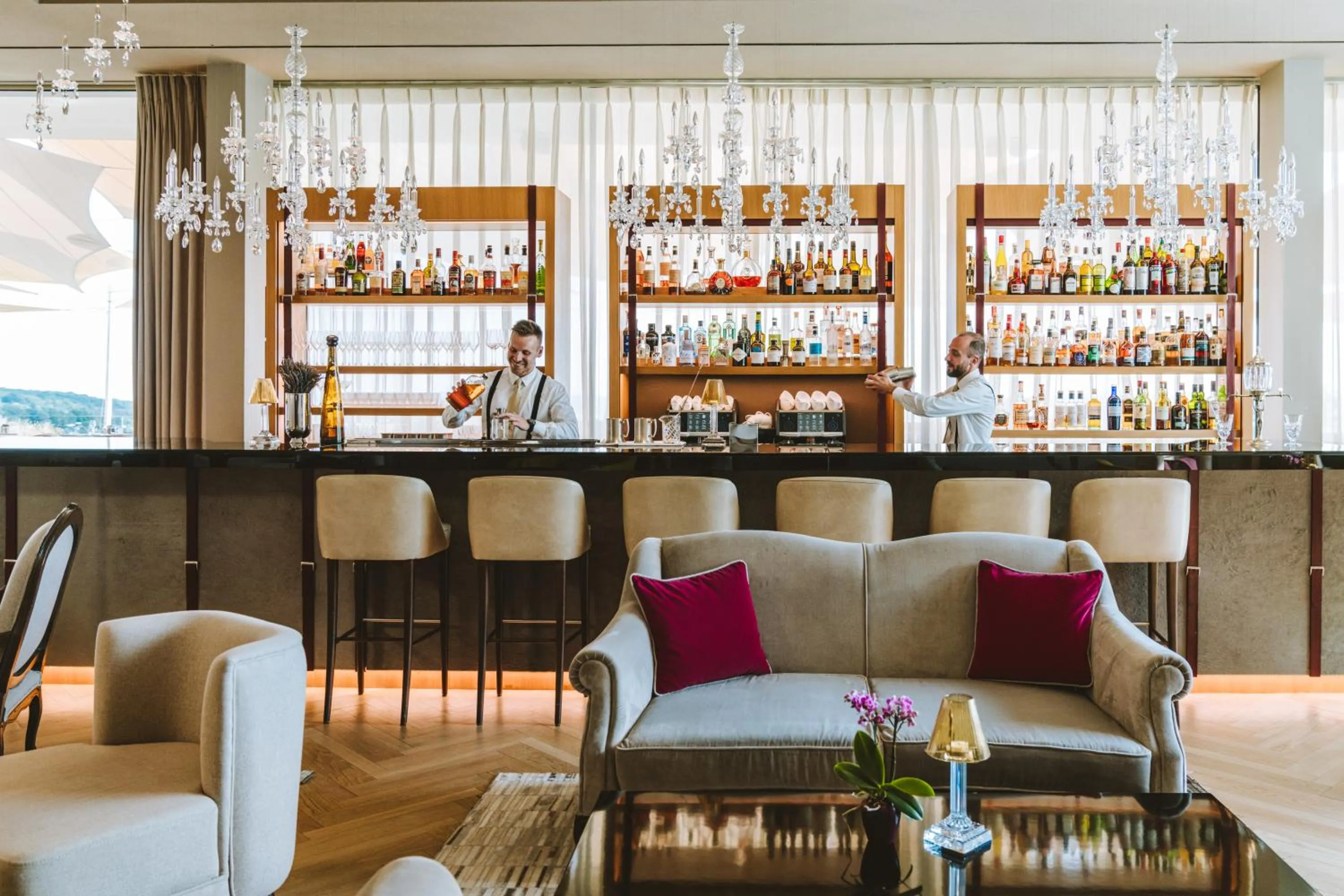 Restaurant/places to eat in Royal Champagne Hotel & Spa