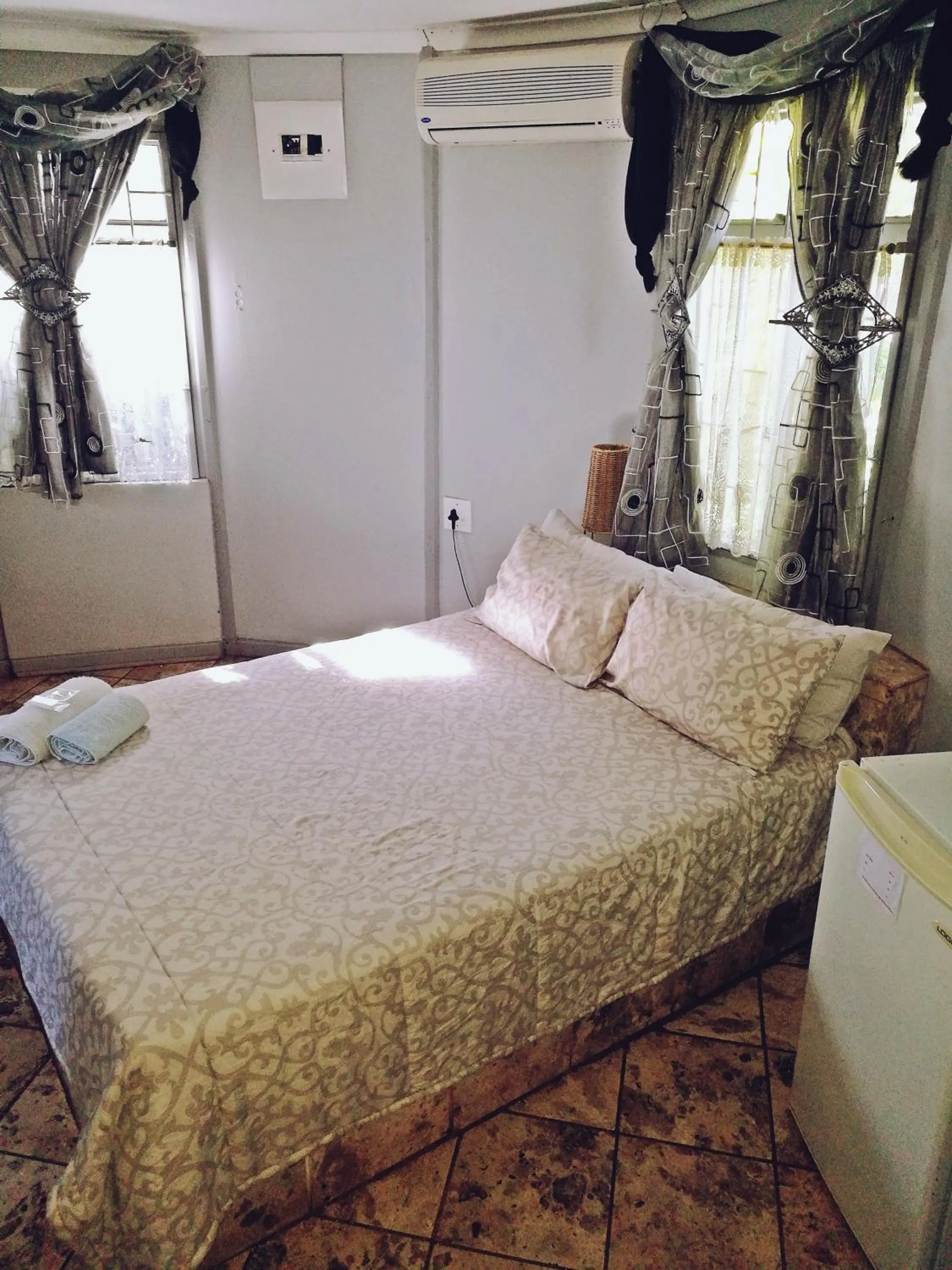 Bed in Safari Travelodge