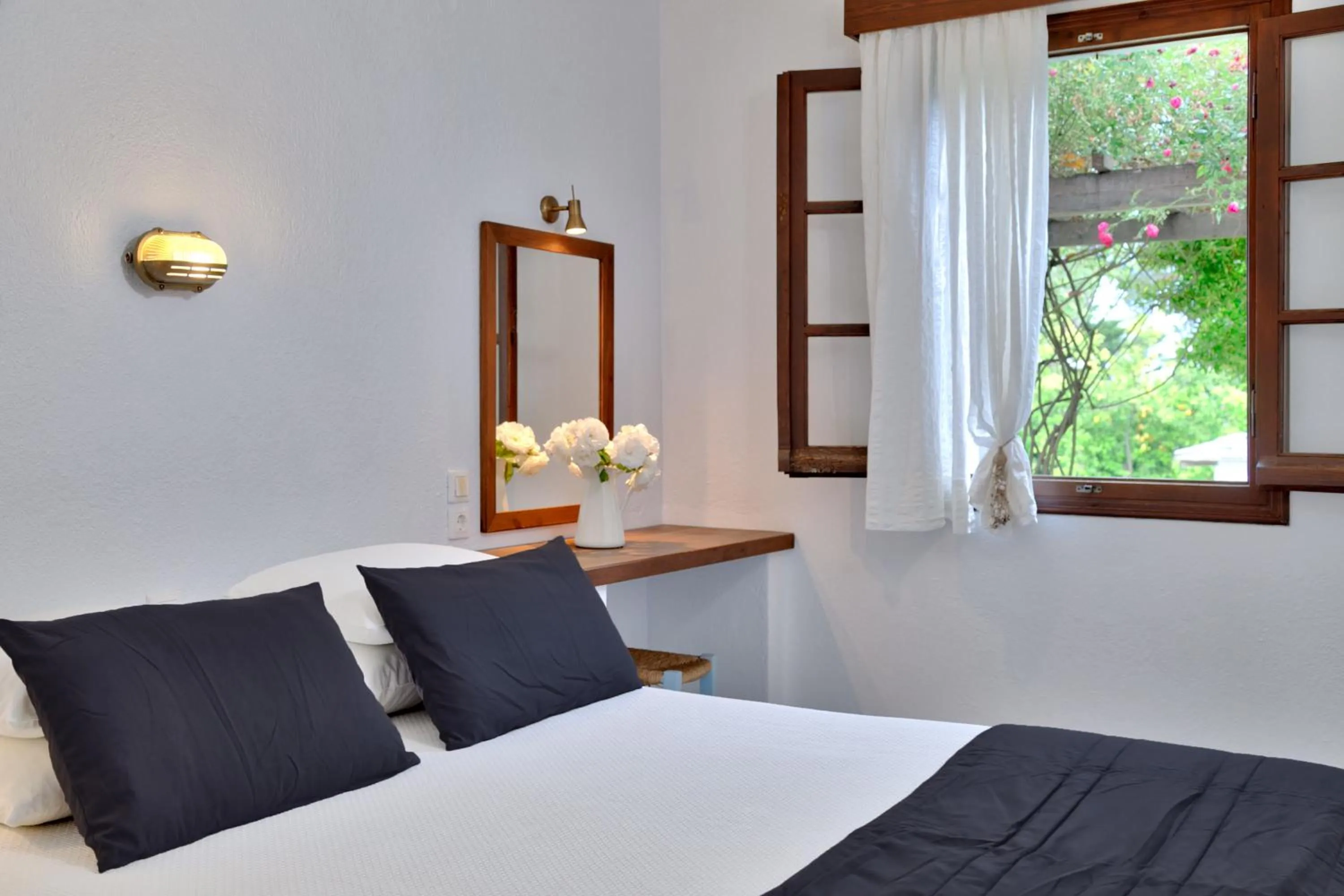 Bed in Aeolos Hotel & Villas - Pelion