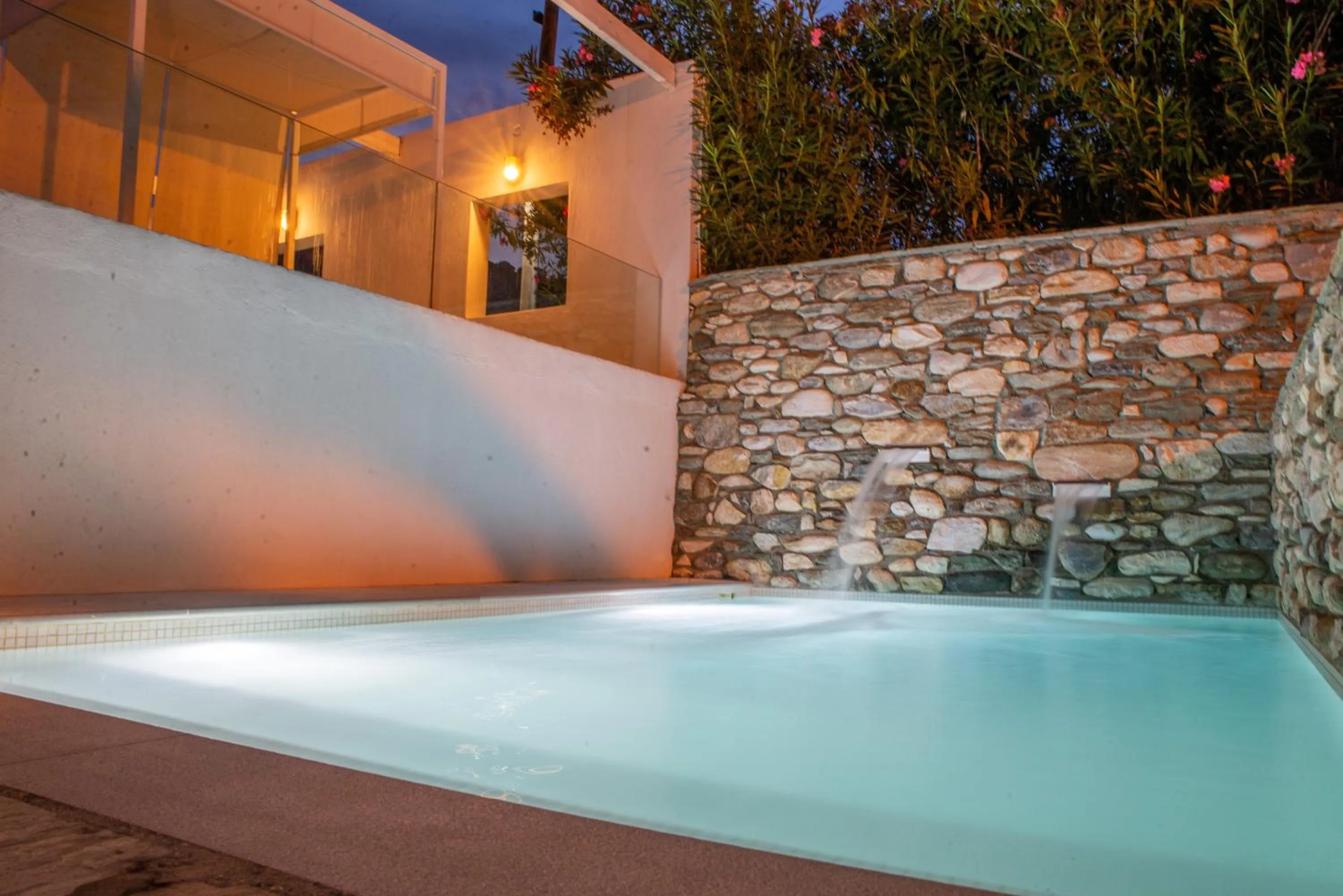 Night in Aeolos Hotel & Villas - Pelion