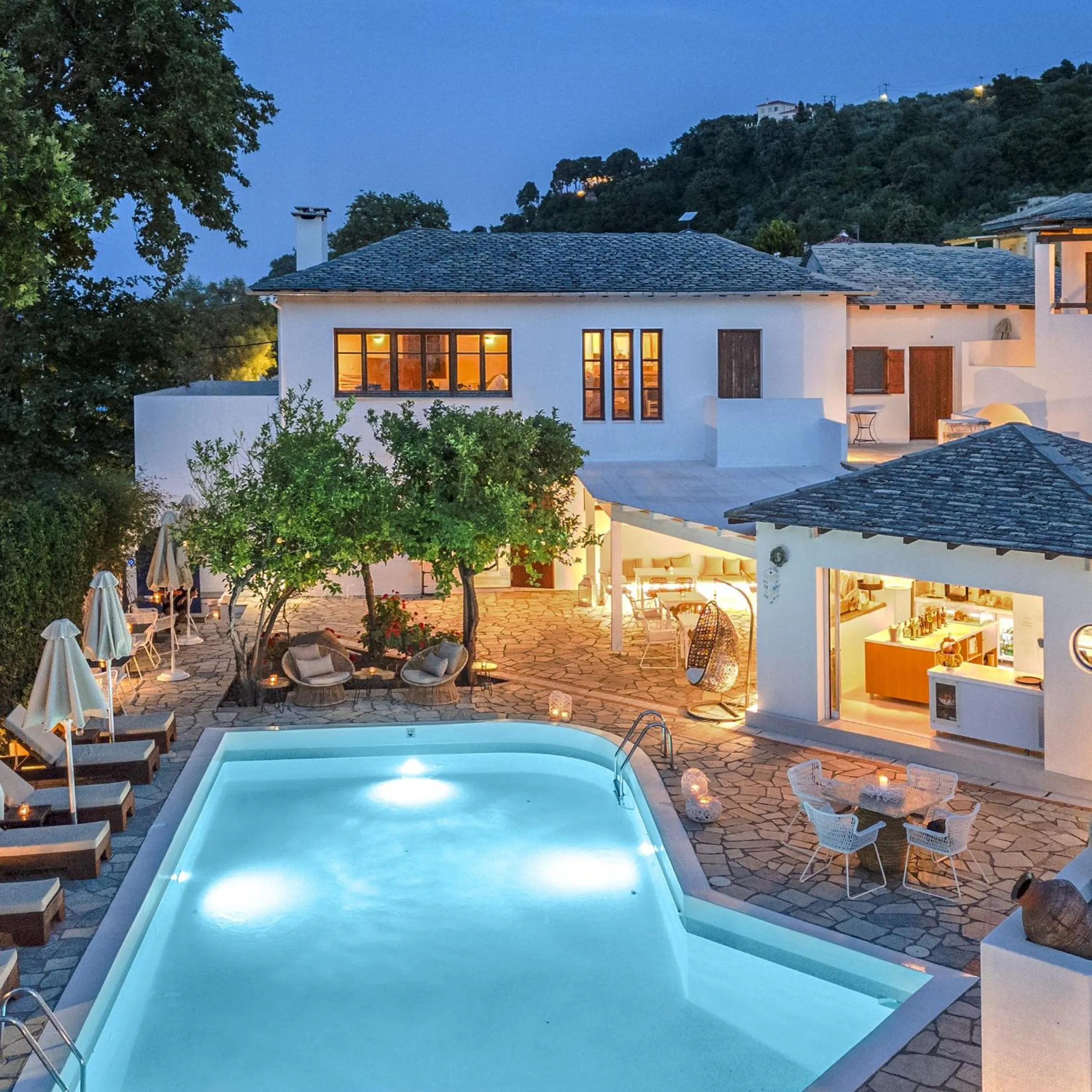 Coffee/tea facilities in Aeolos Hotel & Villas - Pelion