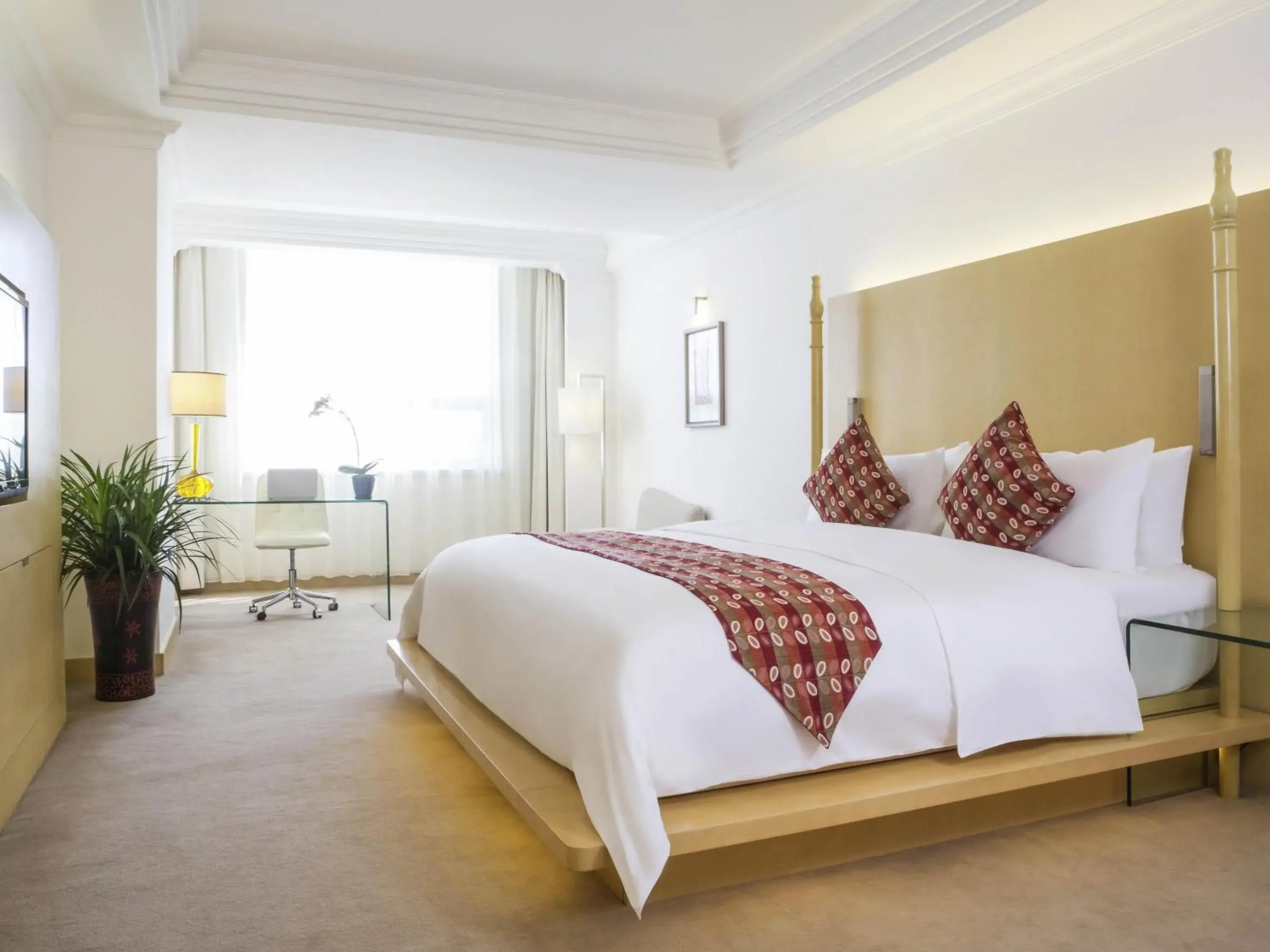 Executive Deluxe King Room in Grand Mercure Hotel Hualing Executive Deluxe King Room in Grand Mercure Hotel Hualing