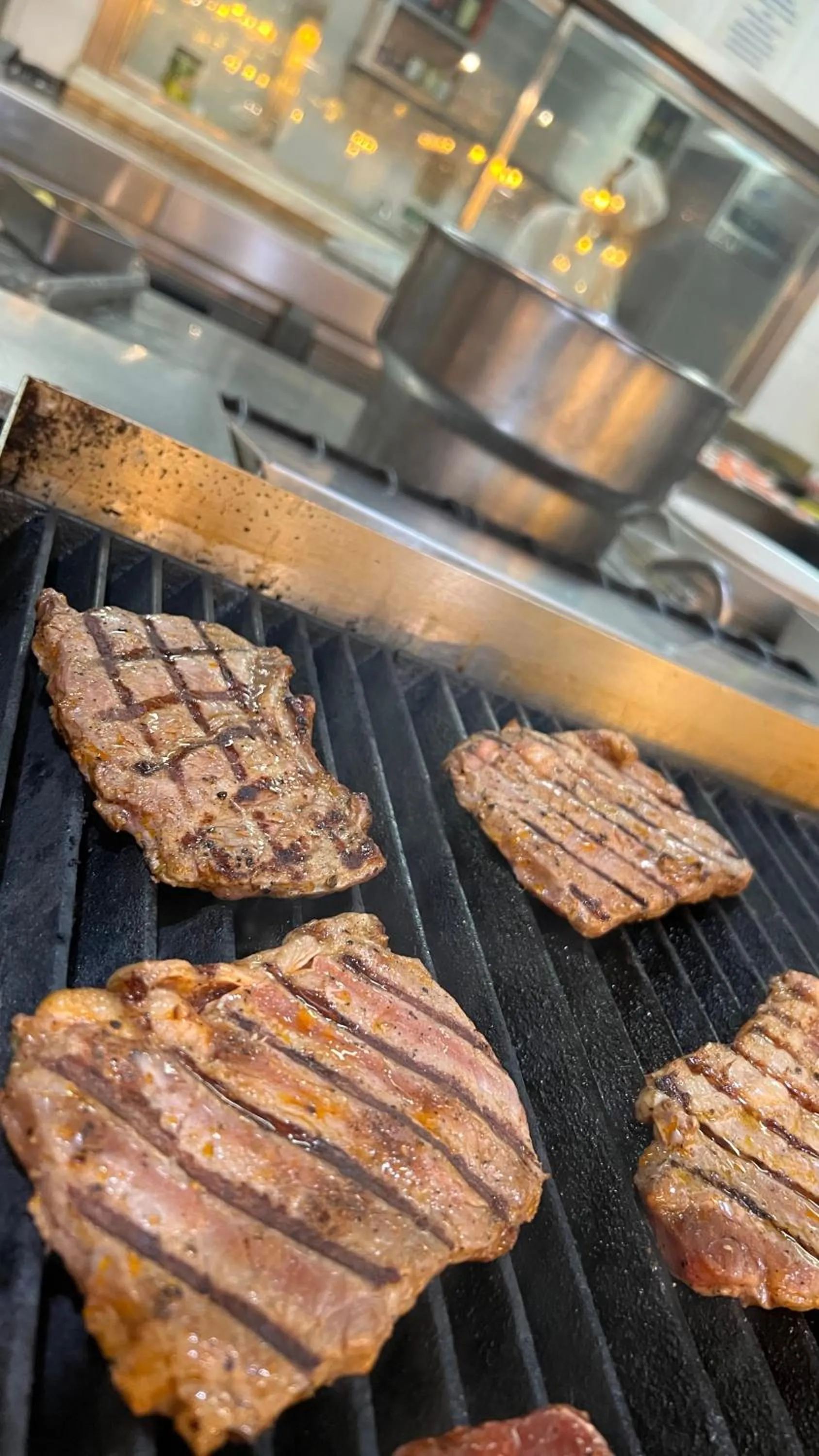 BBQ facilities in Grand Mercure Hotel Hualing