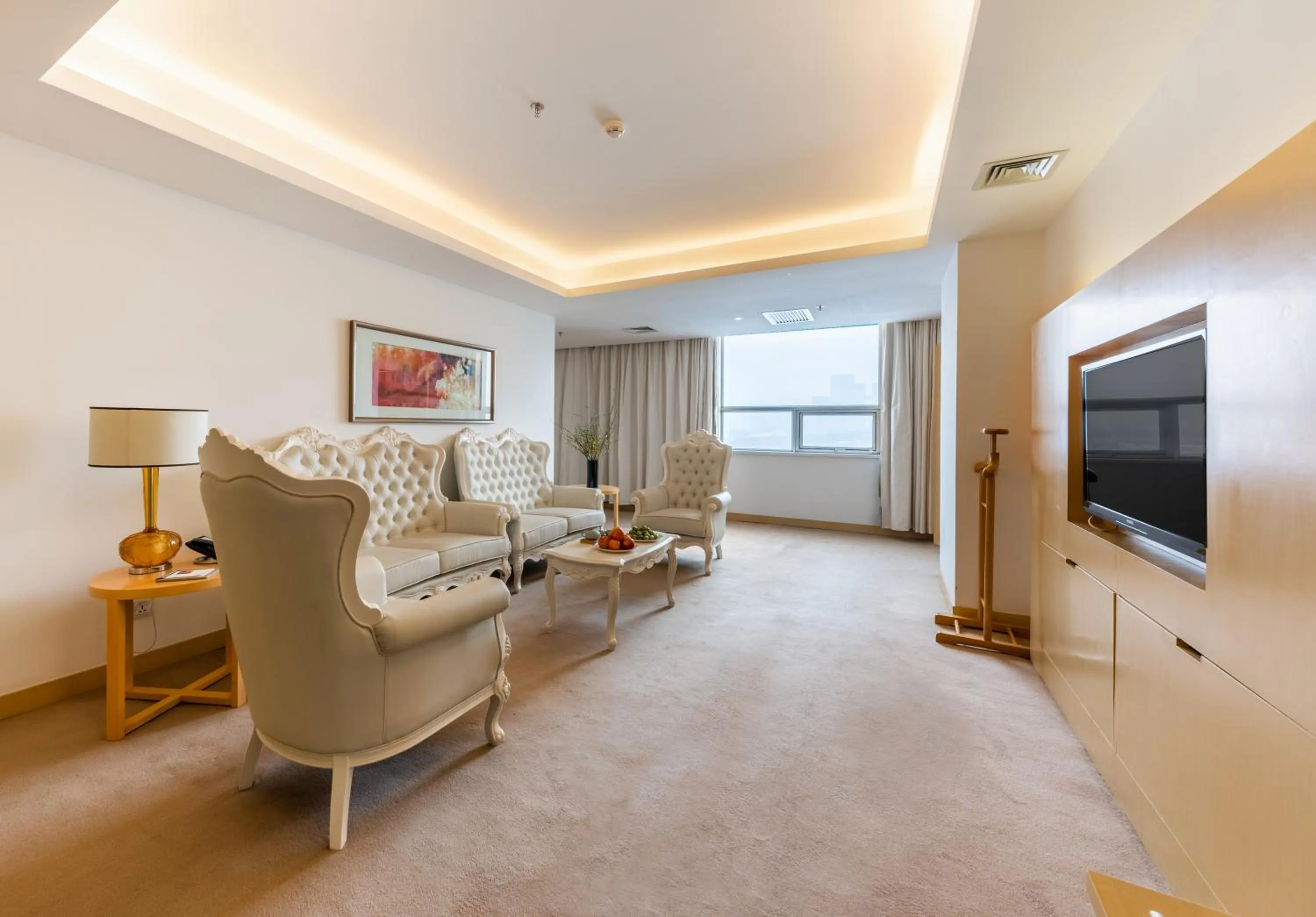 Living room in Grand Mercure Hotel Hualing