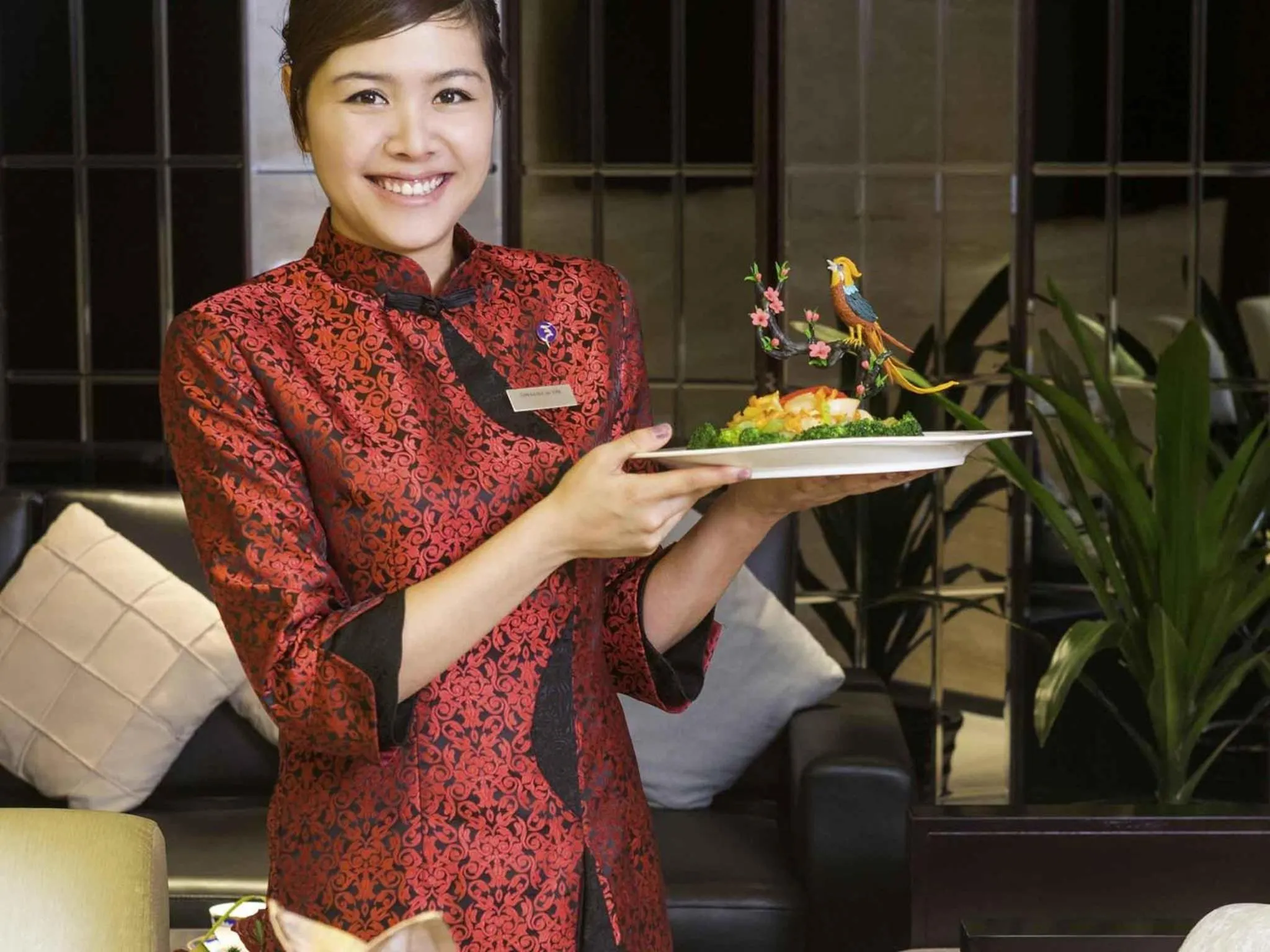 Restaurant/places to eat in Grand Mercure Hotel Hualing