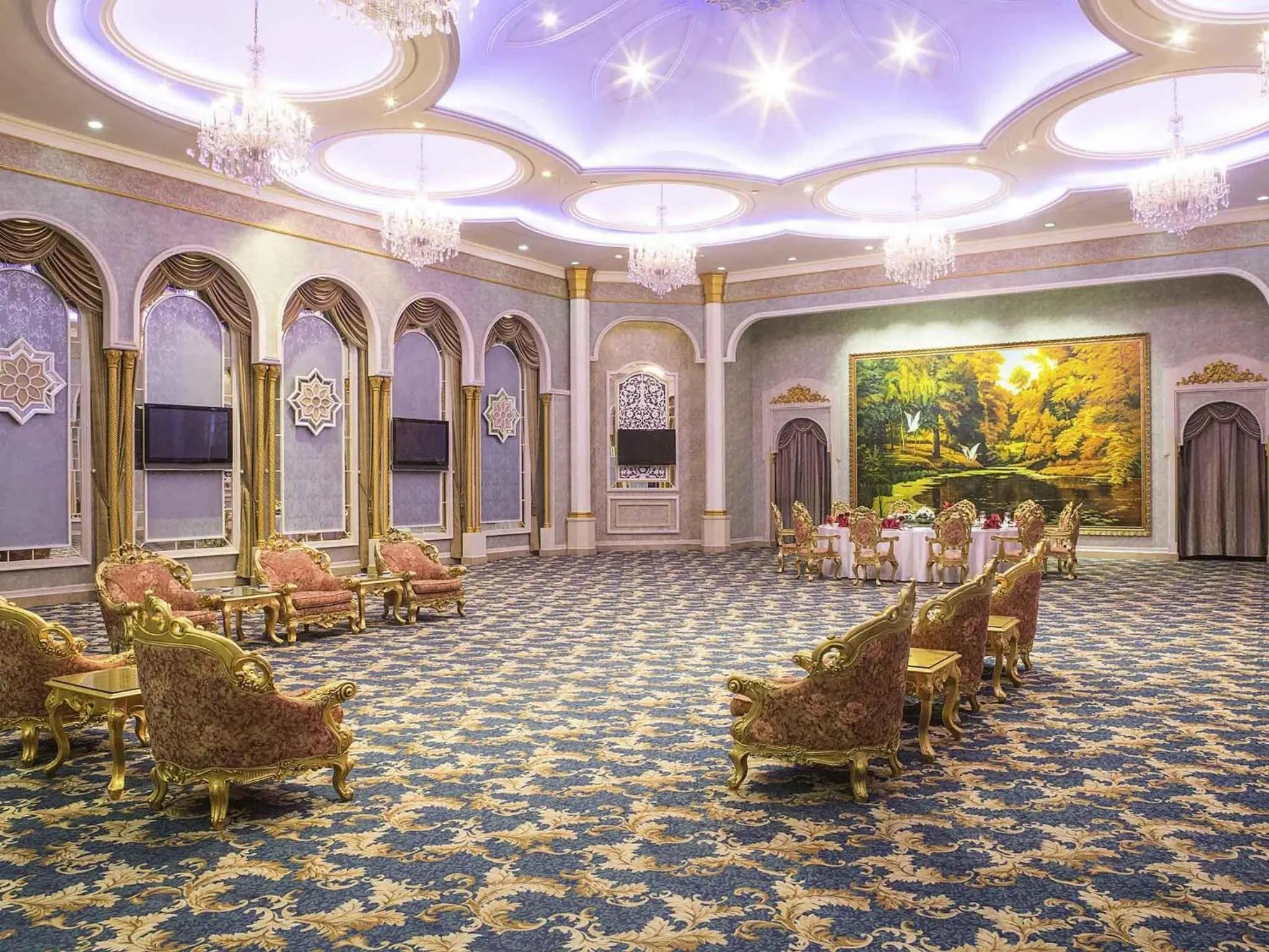 Meeting/conference room in Grand Mercure Hotel Hualing