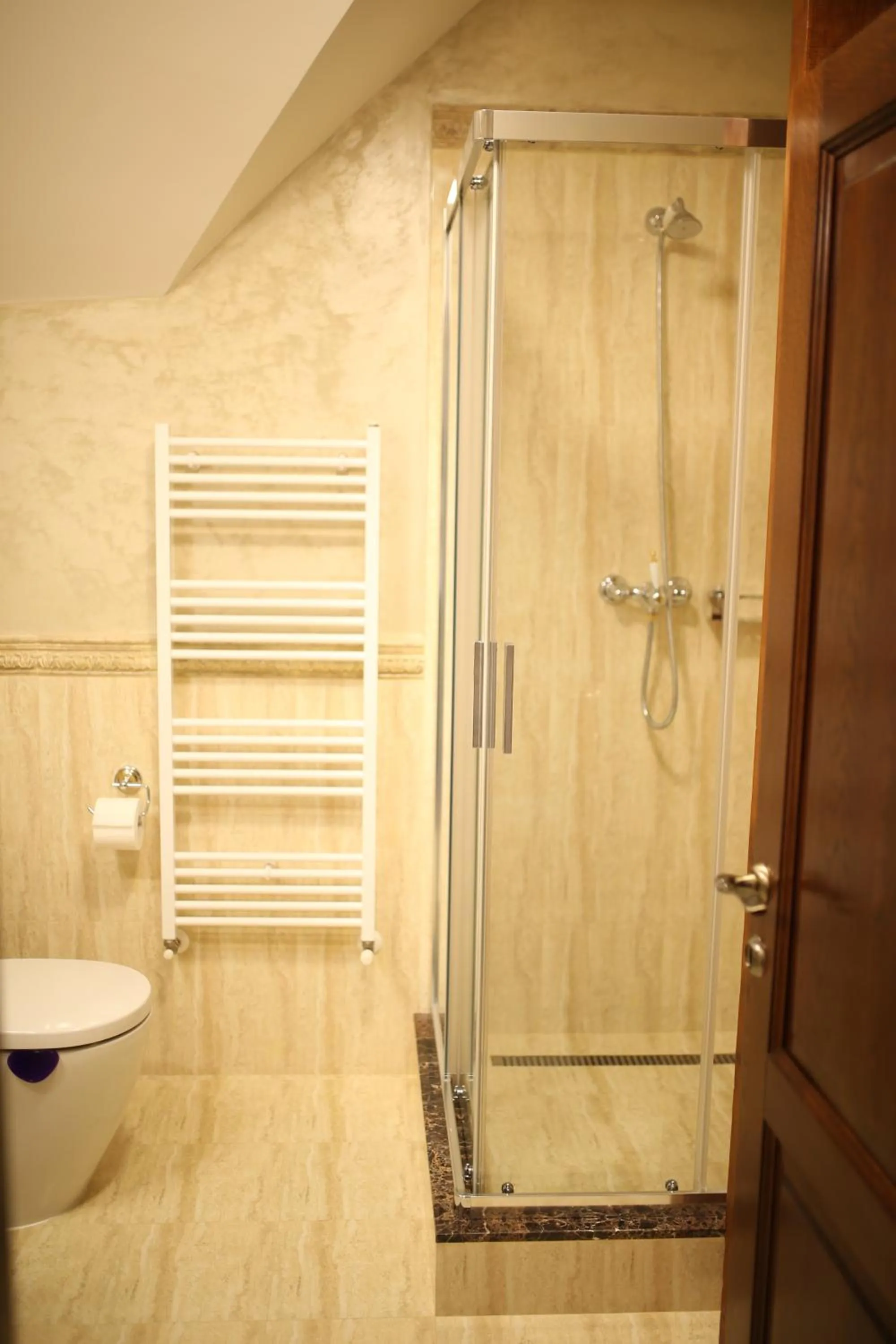 Artisans Boutique Villa