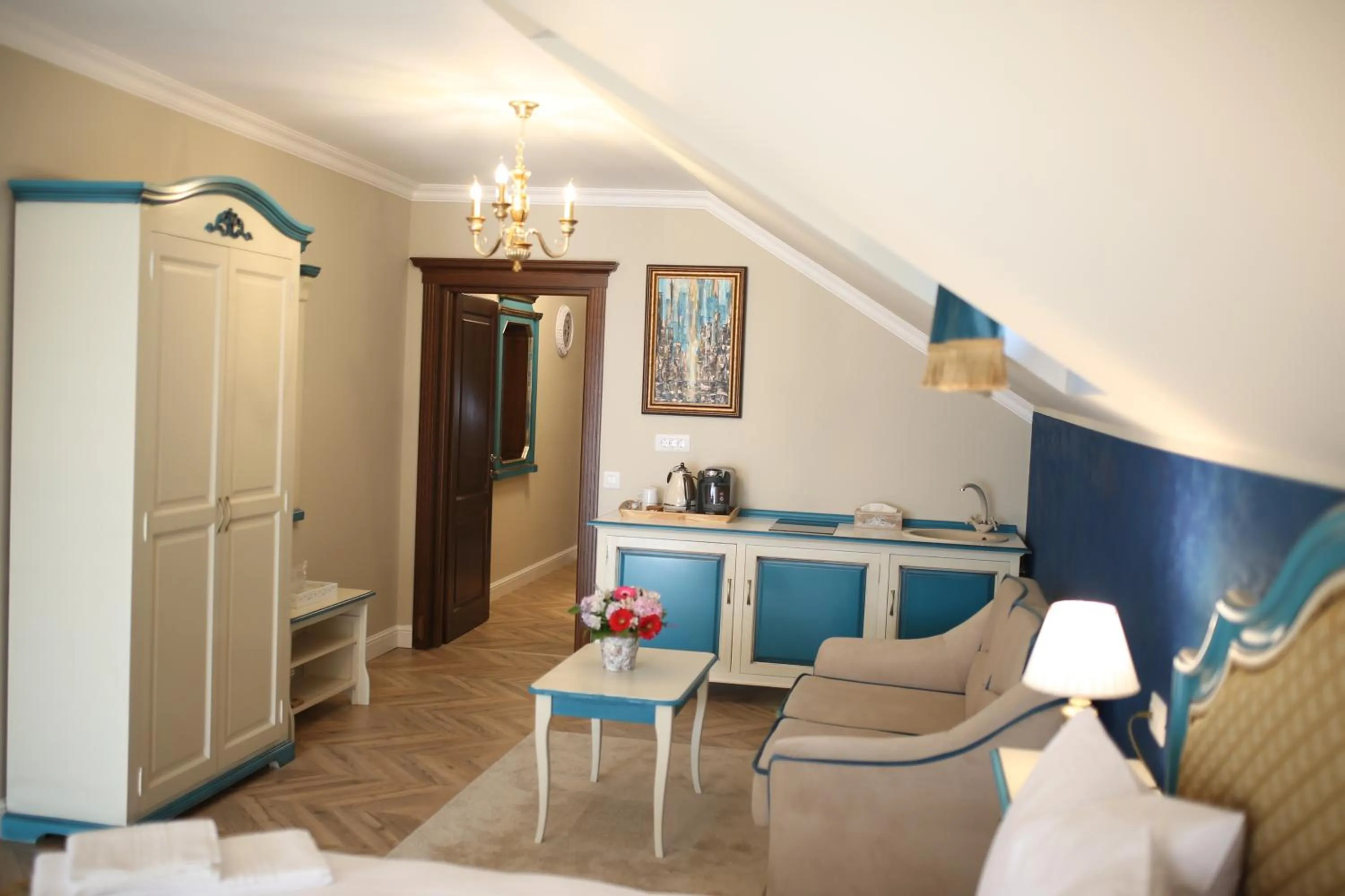 Artisans Boutique Villa