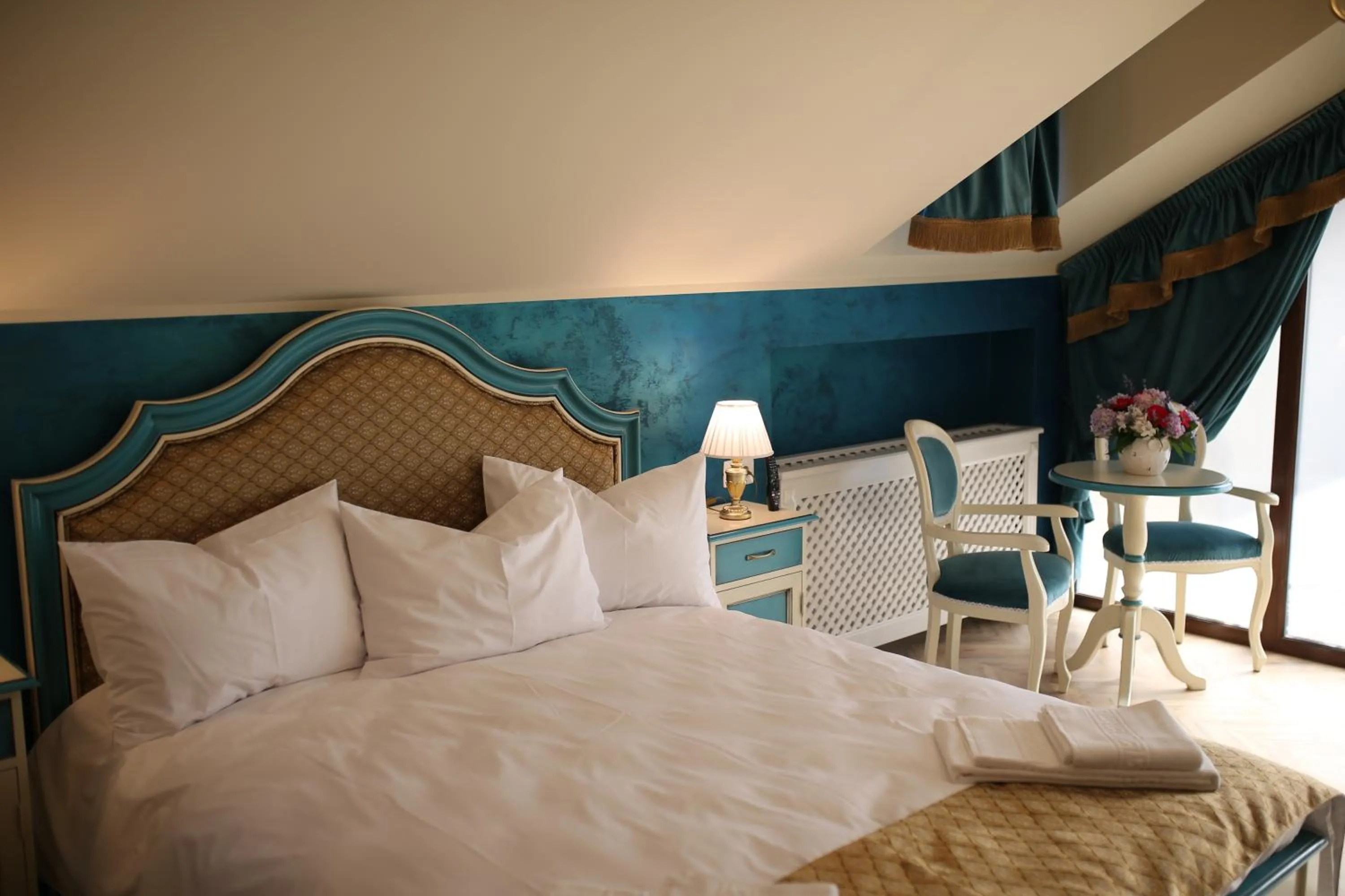 Bed in Artisans Boutique Villa